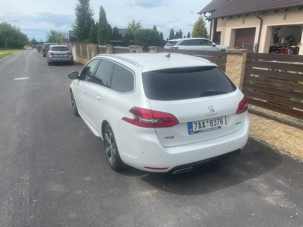 Peugeot 308, Peugeot 308SW - GtLine 2.0 HDi - fotka 4