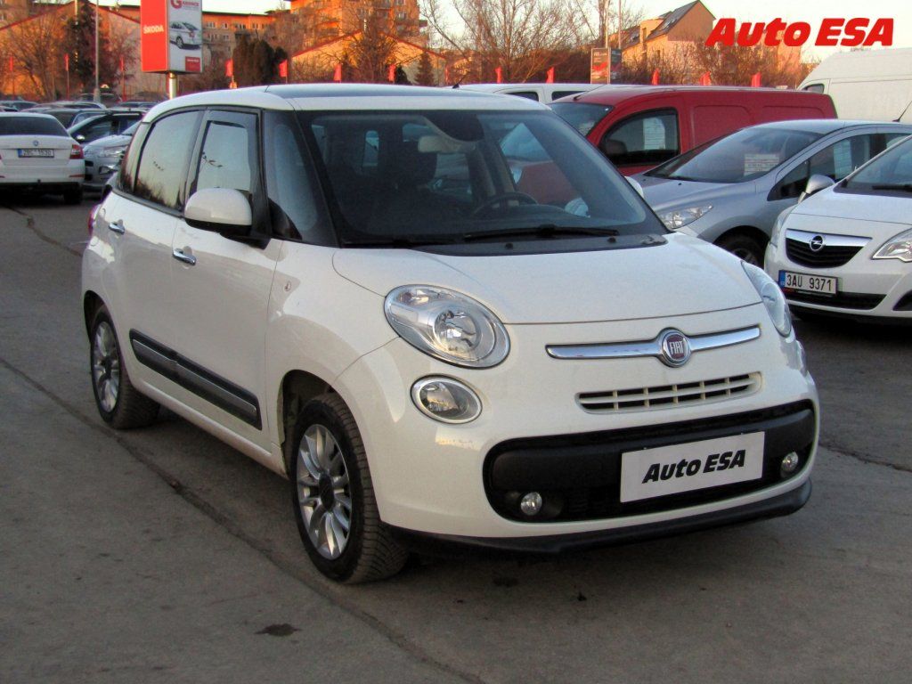 Fiat 500L, 0.9T,LED,panorama