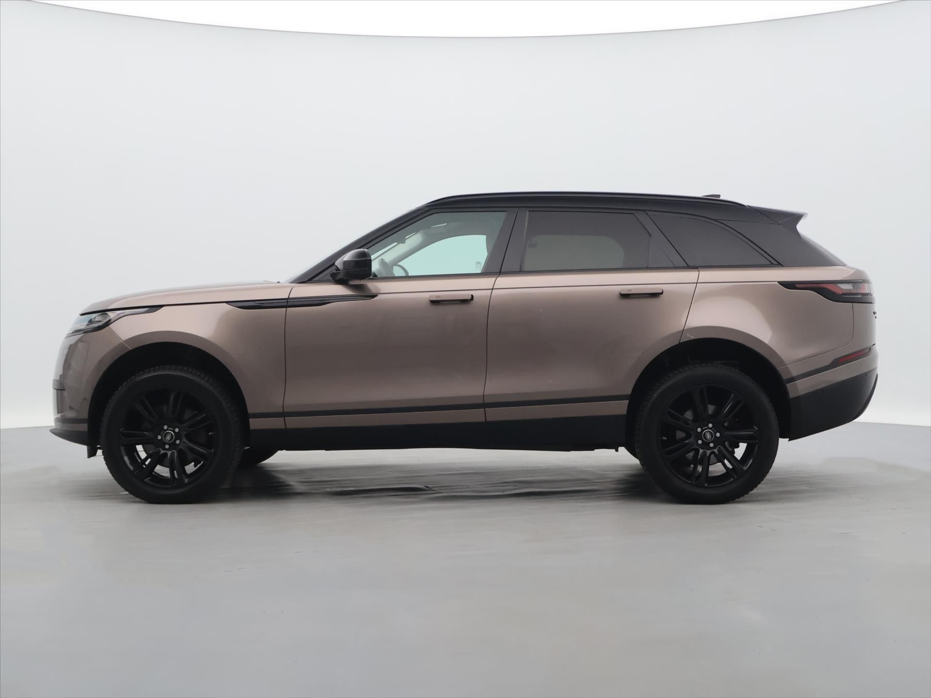 Land Rover Range Rover Velar, 3,0 D300 S 221kW AUT CZ - fotka 4