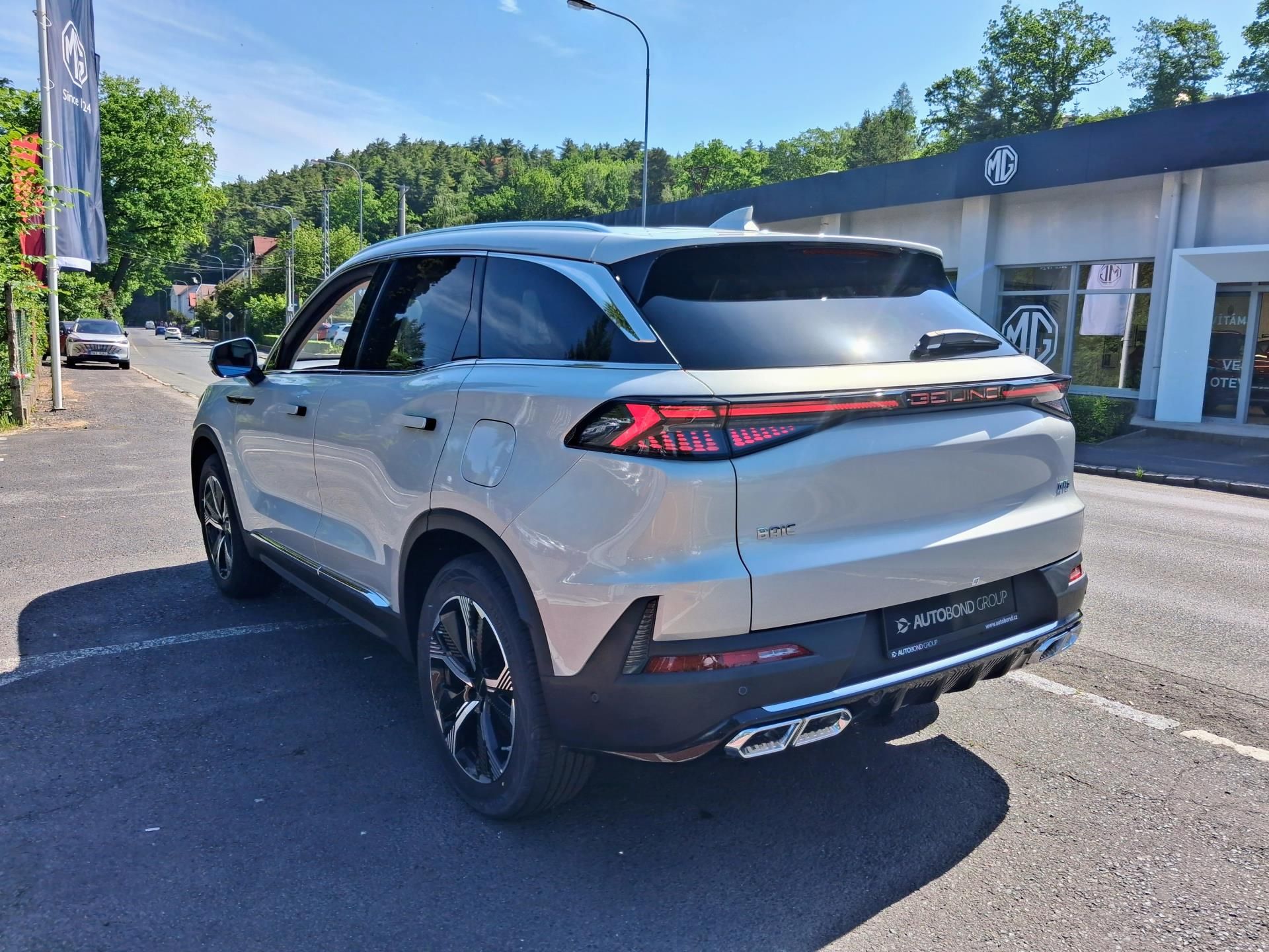 BAIC X7, X7 ALL IN 1.5T 130kW 4×2 7DCT - fotka 5