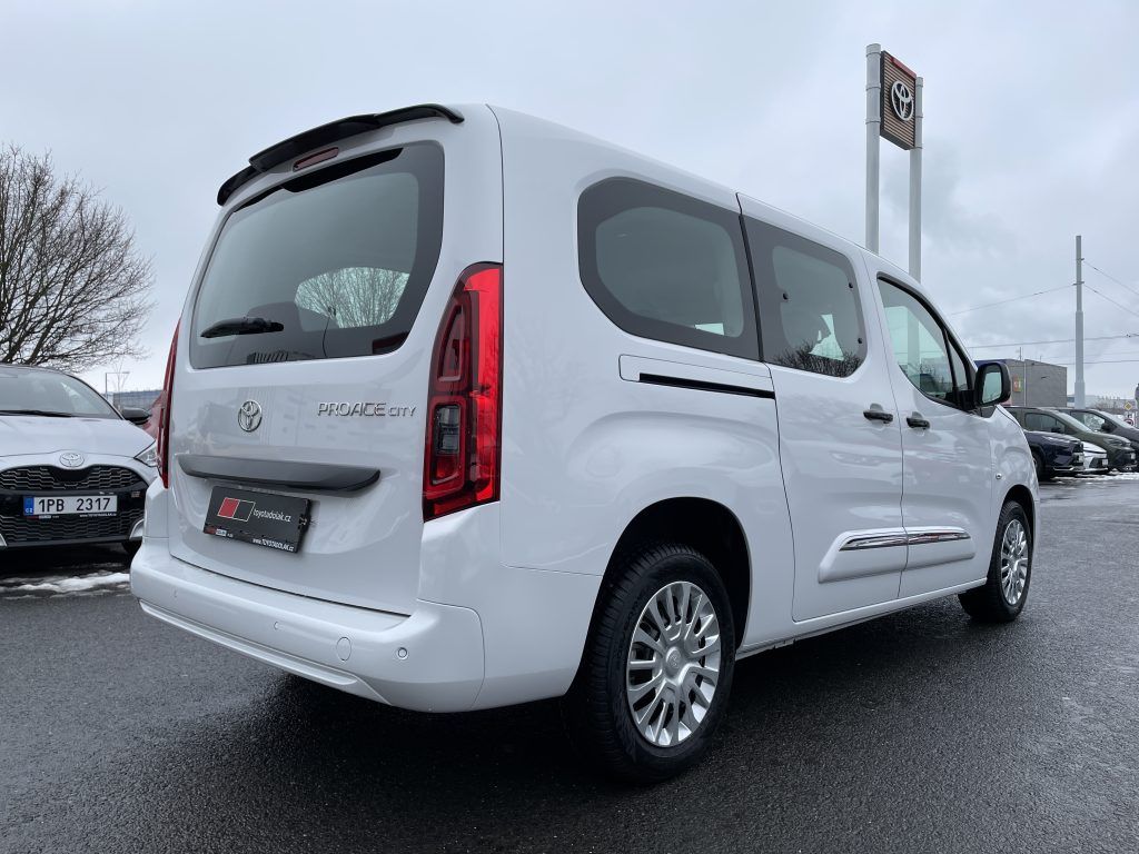 Toyota Proace City Verso, 1.2 Long Business ODBĚR IHNED - fotka 3