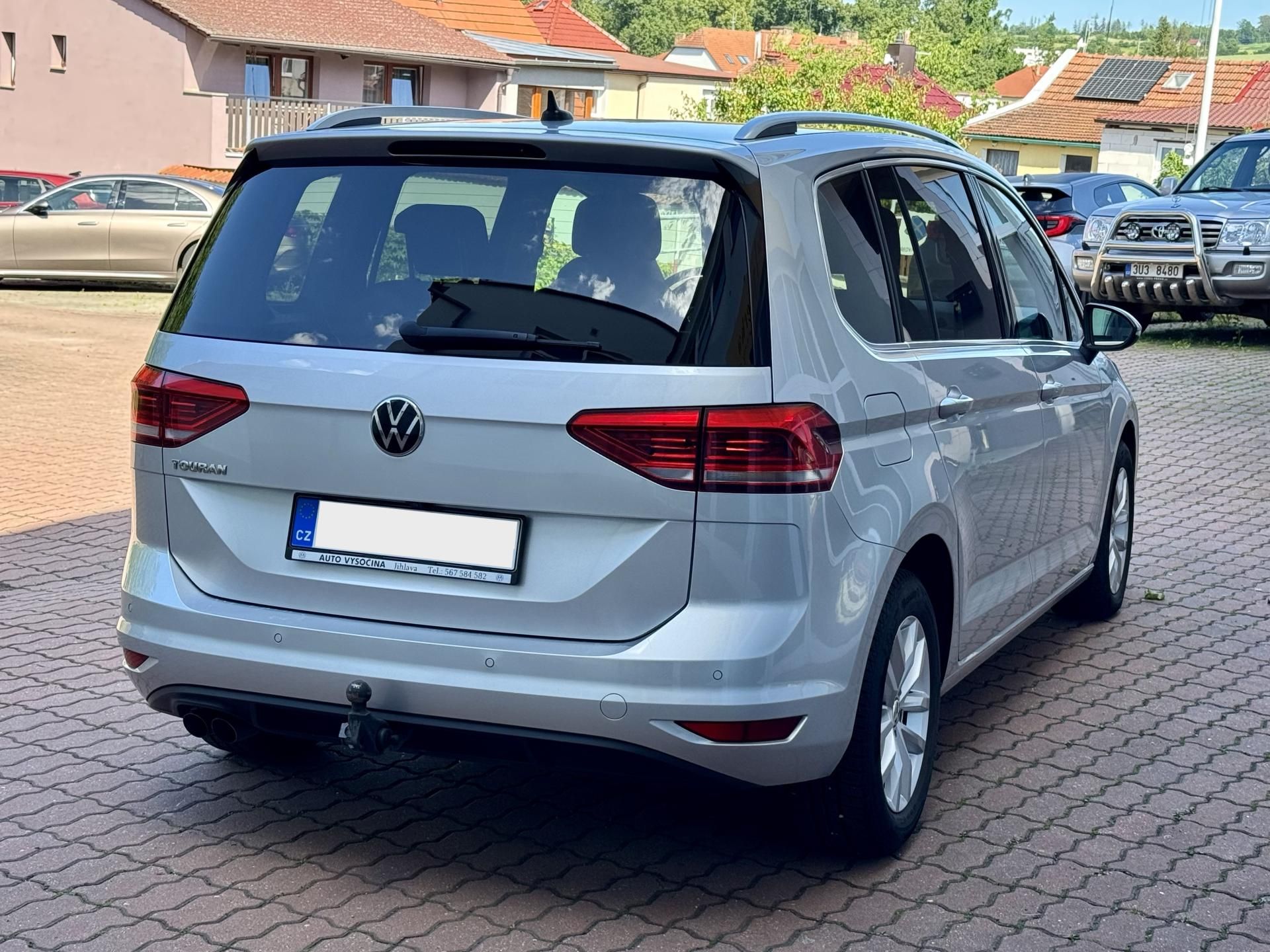 Volkswagen Touran, 2.0TDI DSG ČR 1.majitel - fotka 5