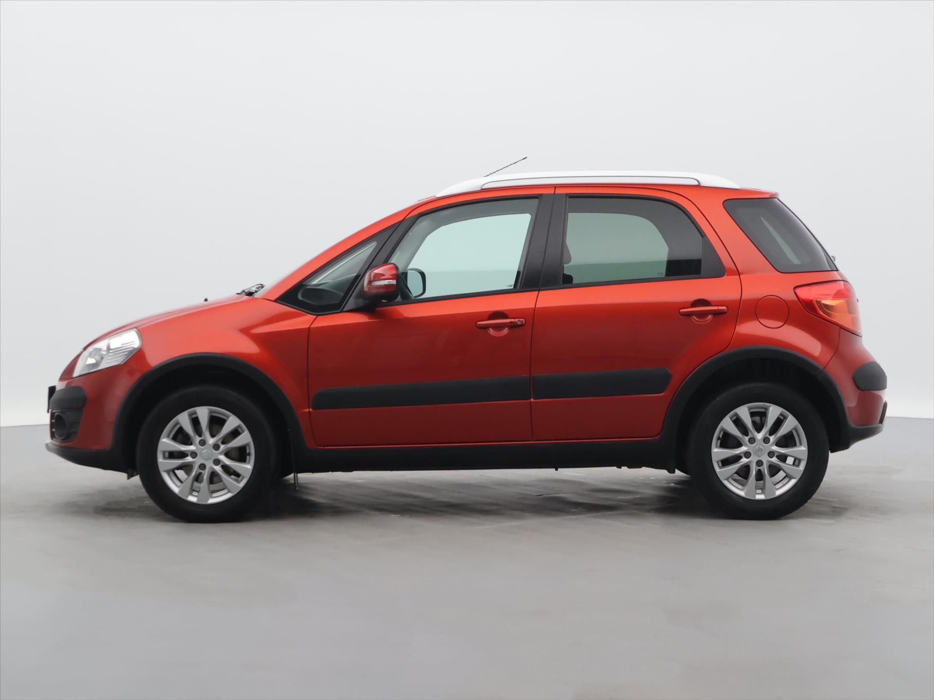 Suzuki SX4, 1,6 VVT 88kW 4x4 CZ - fotka 4