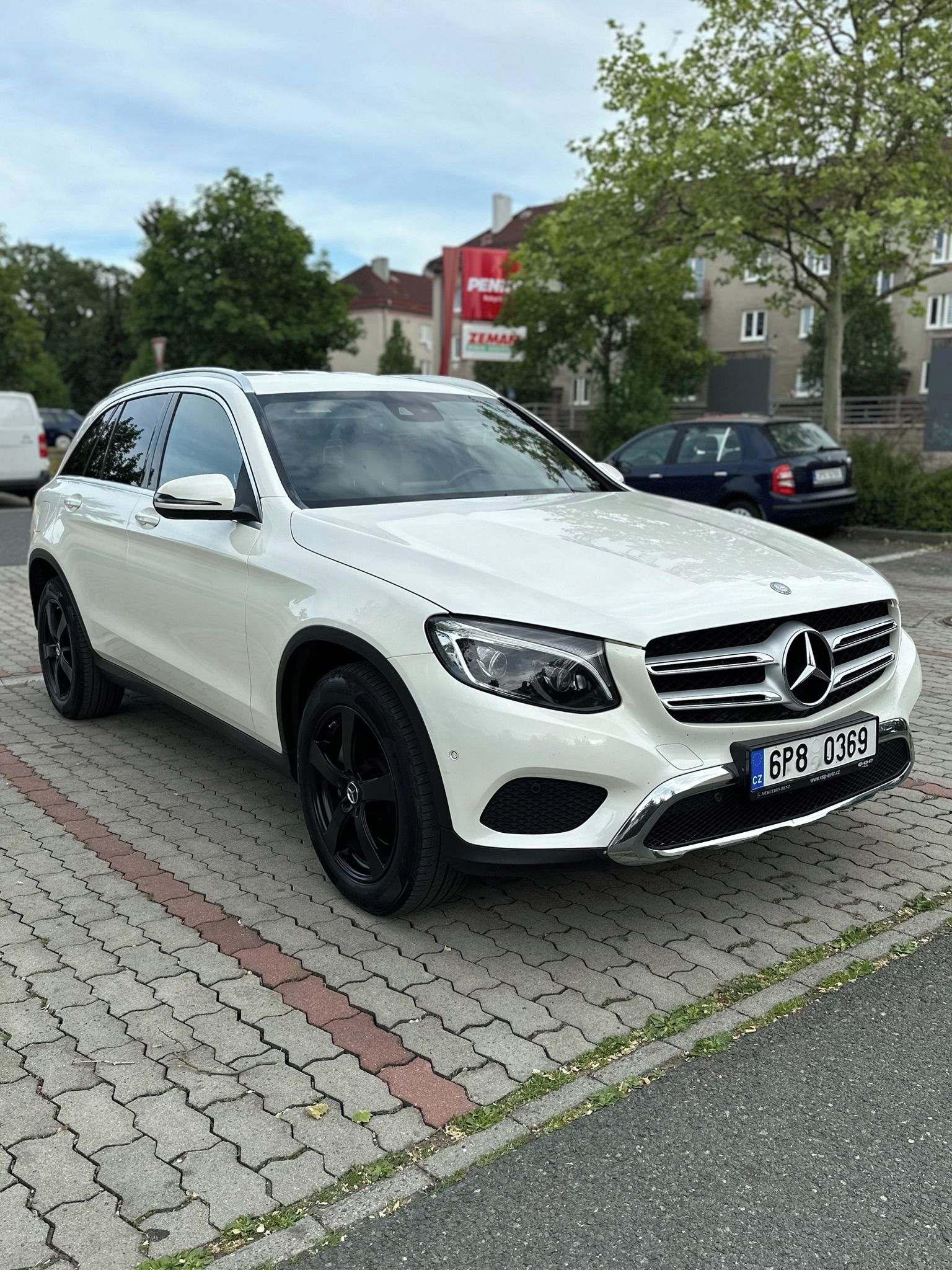 Mercedes-Benz GLC, 220 d 4MATIC - fotka 3