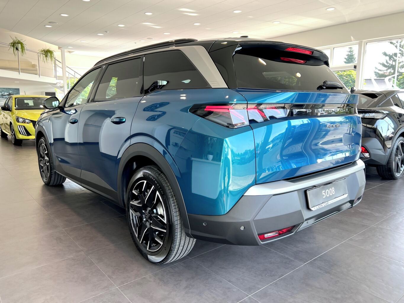 Peugeot 5008, GT Hybrid 145 e-DCS6 - fotka 4