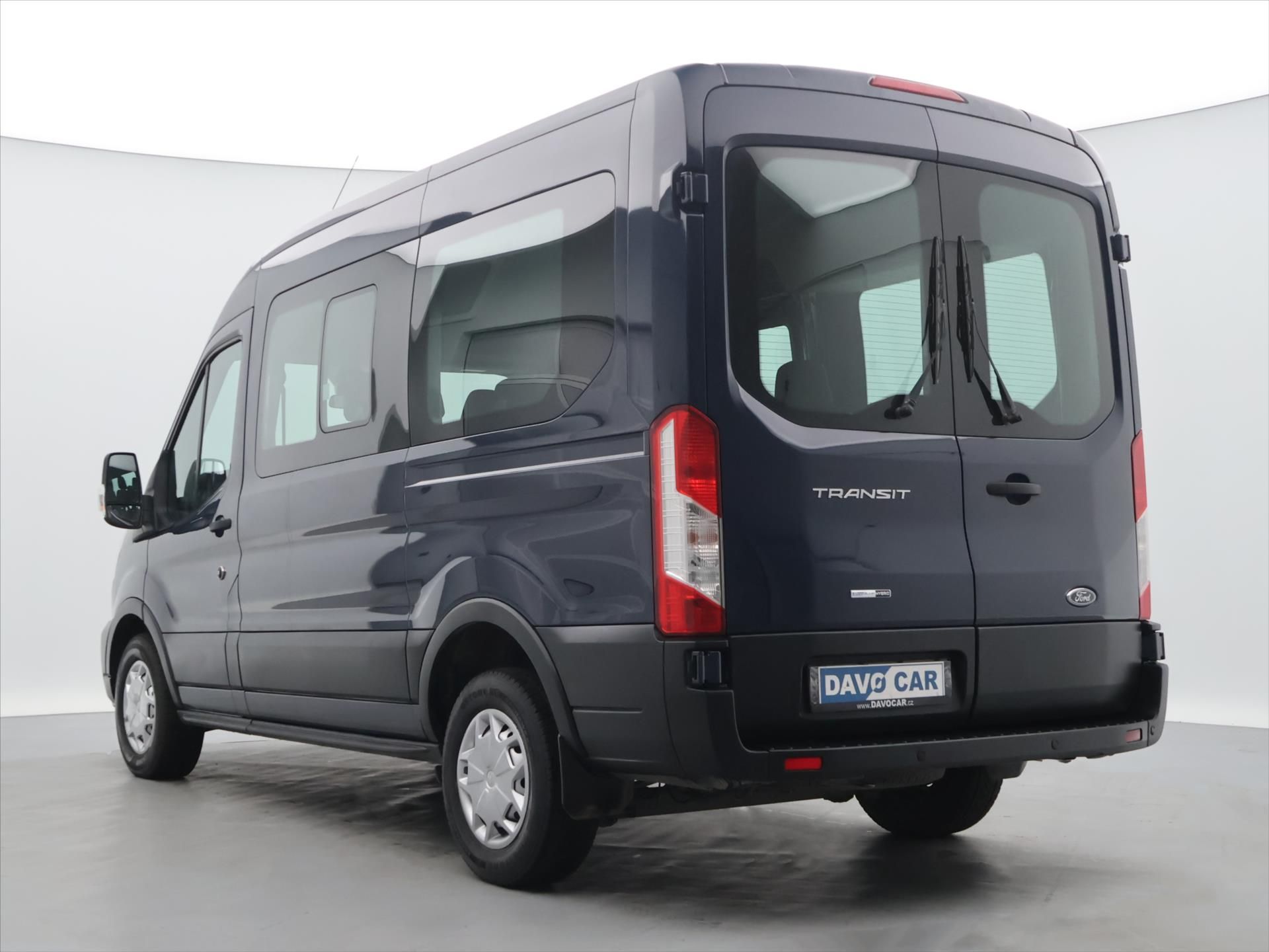 Ford Transit, 2,0 TDCI 96kW L2 9-míst CZ 1.M - fotka 5