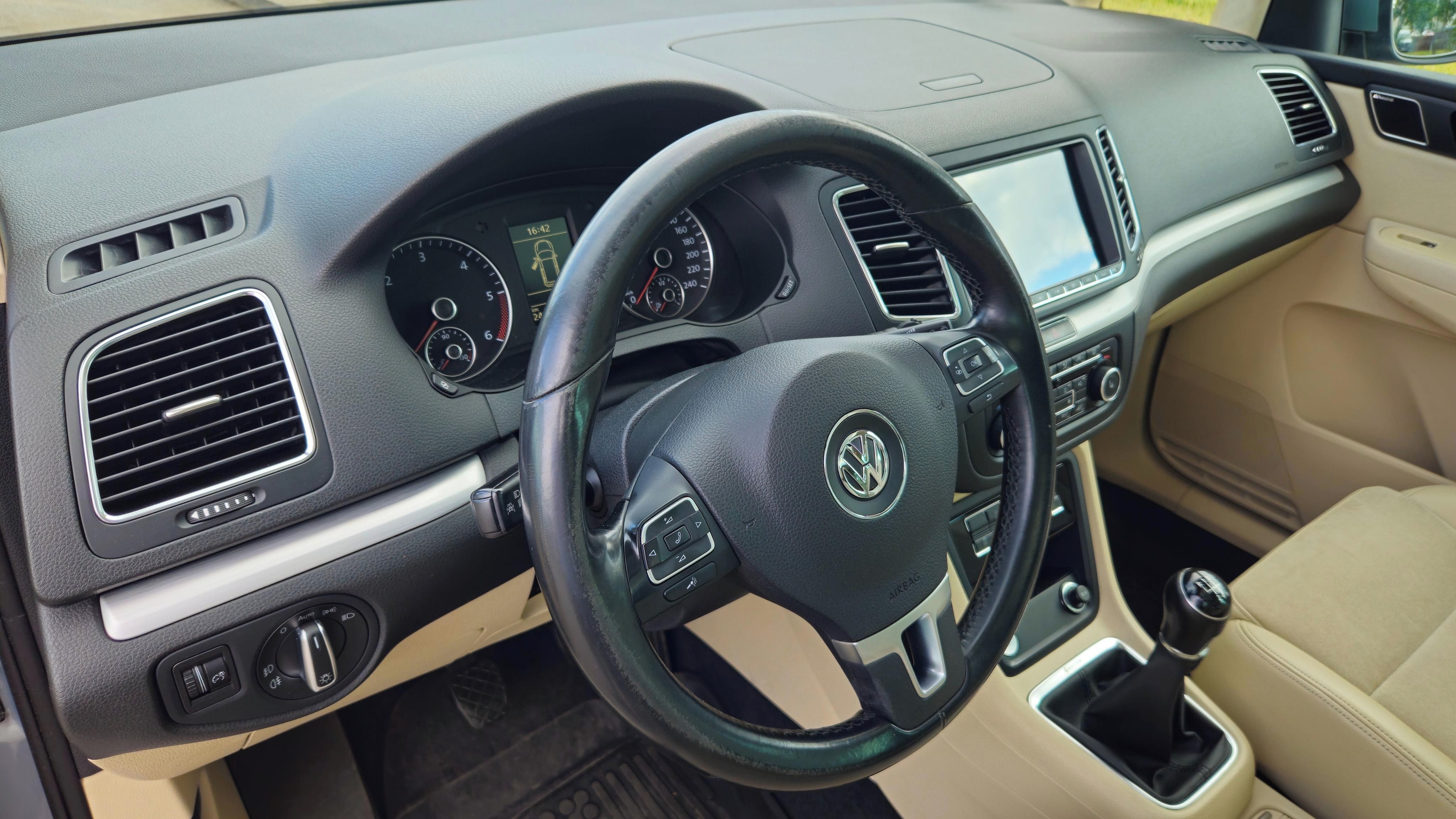 Volkswagen Sharan, 103kW 4x4 Webasto TZ Highline+ - fotka 5