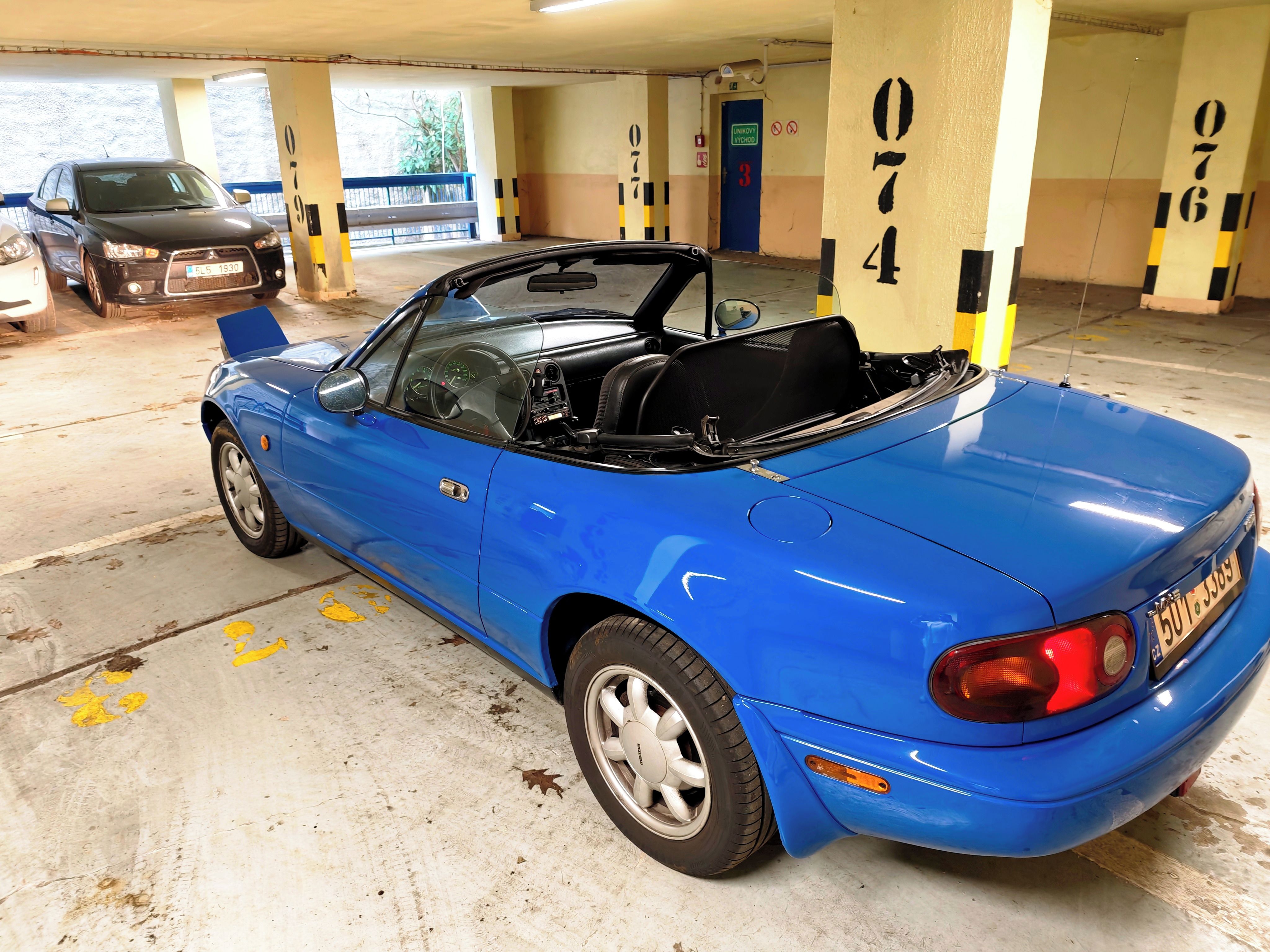 Mazda MX-5, Mazda MX-5 NA mrkačka - fotka 5