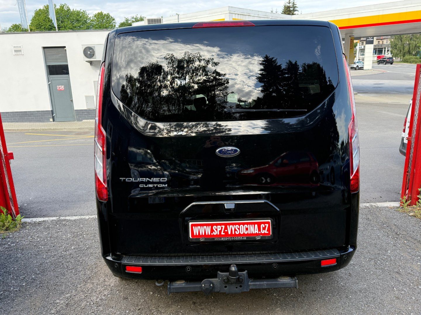 Ford Tourneo Custom, L2 2.0 EcoBlue - fotka 5