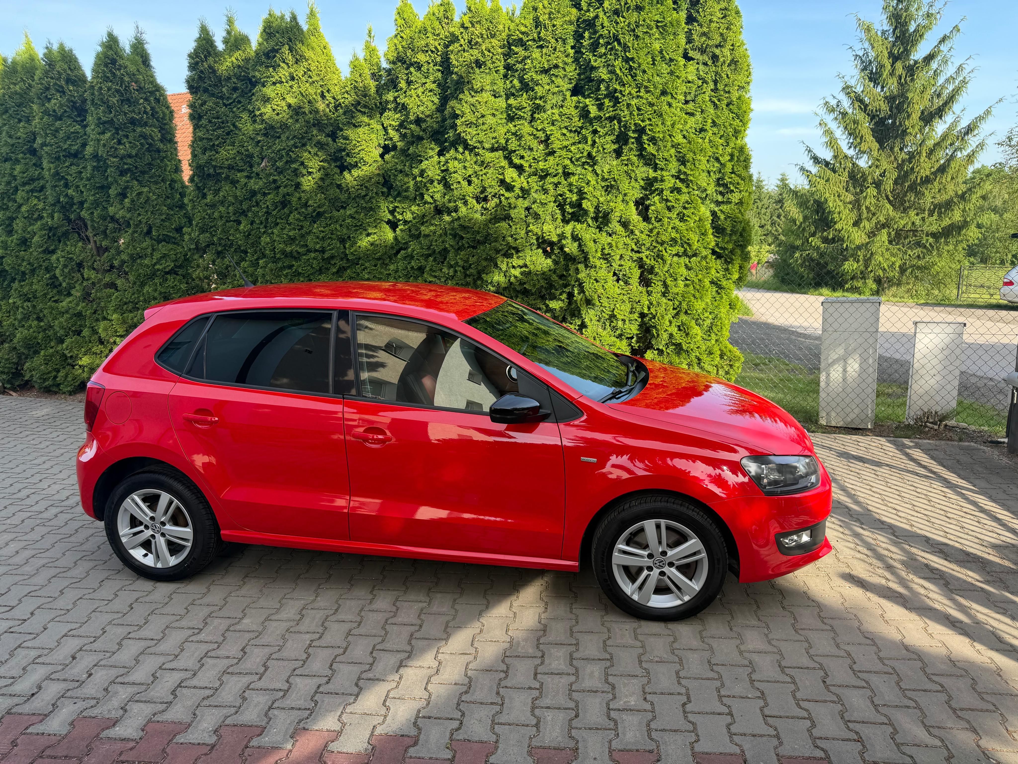 Volkswagen Polo, 1,2 TSi/77 kw pravidel servis - fotka 2