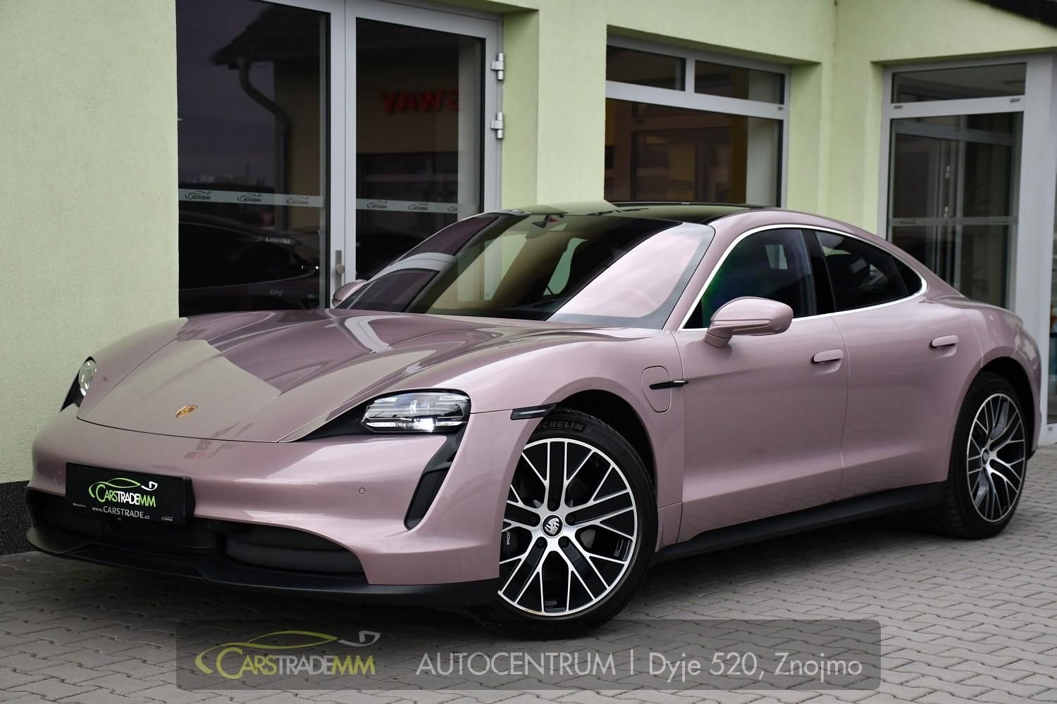 Porsche Taycan, Performancebatterie Plus