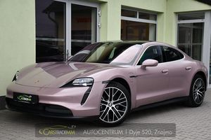 Porsche Taycan, PERFORMANCE PLUS