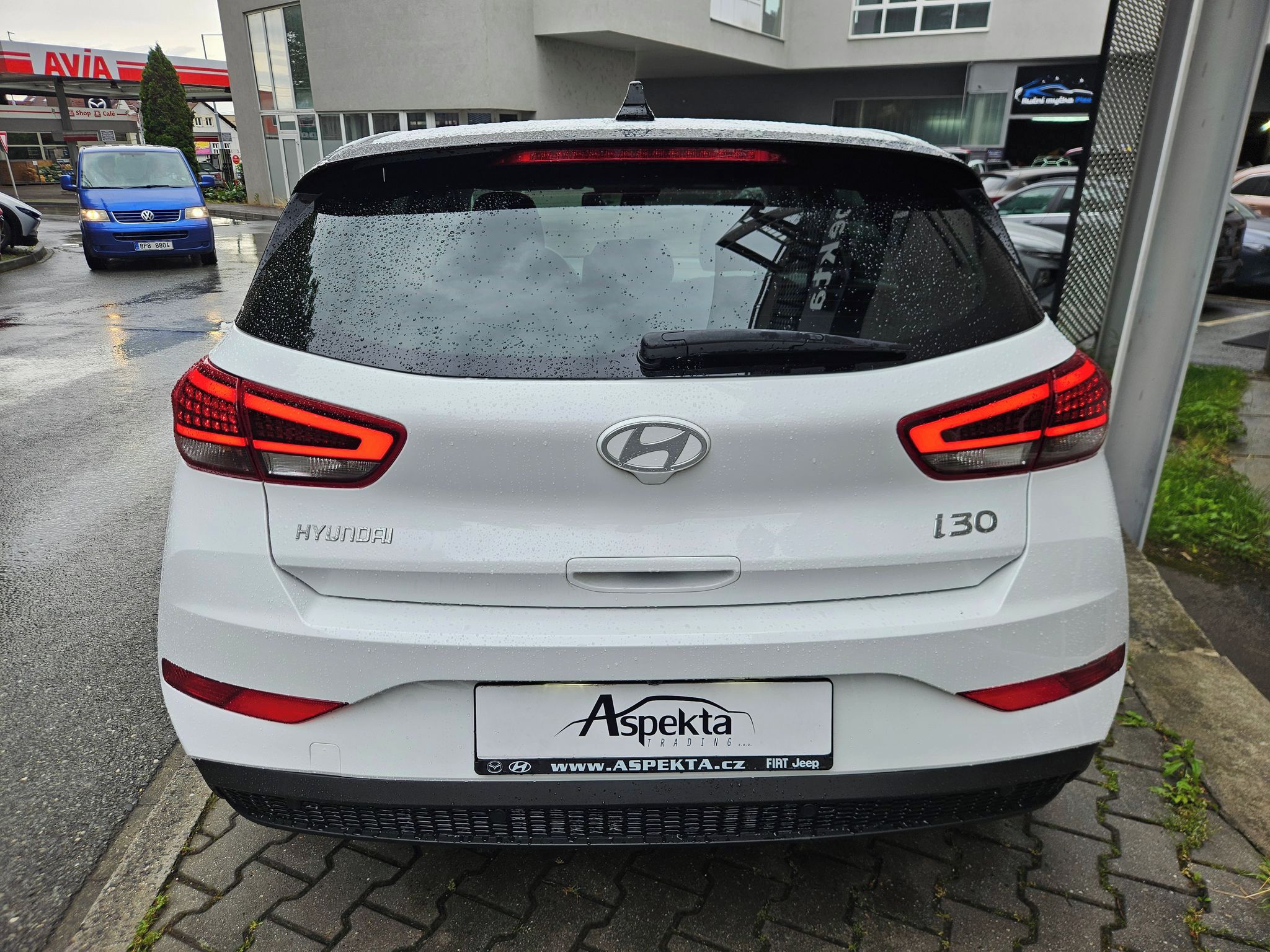 Hyundai i30, 1.5i Family, serv.kn., 1.maj. - fotka 4