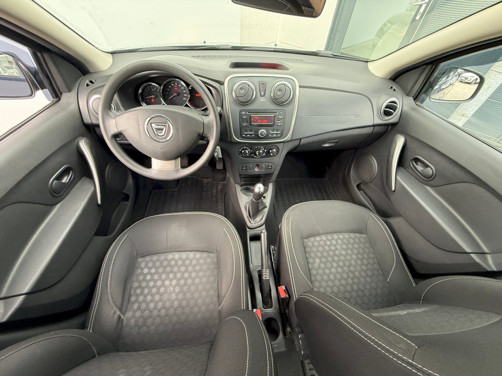 Dacia Logan, 1.2 54kW/73PS - fotka 5