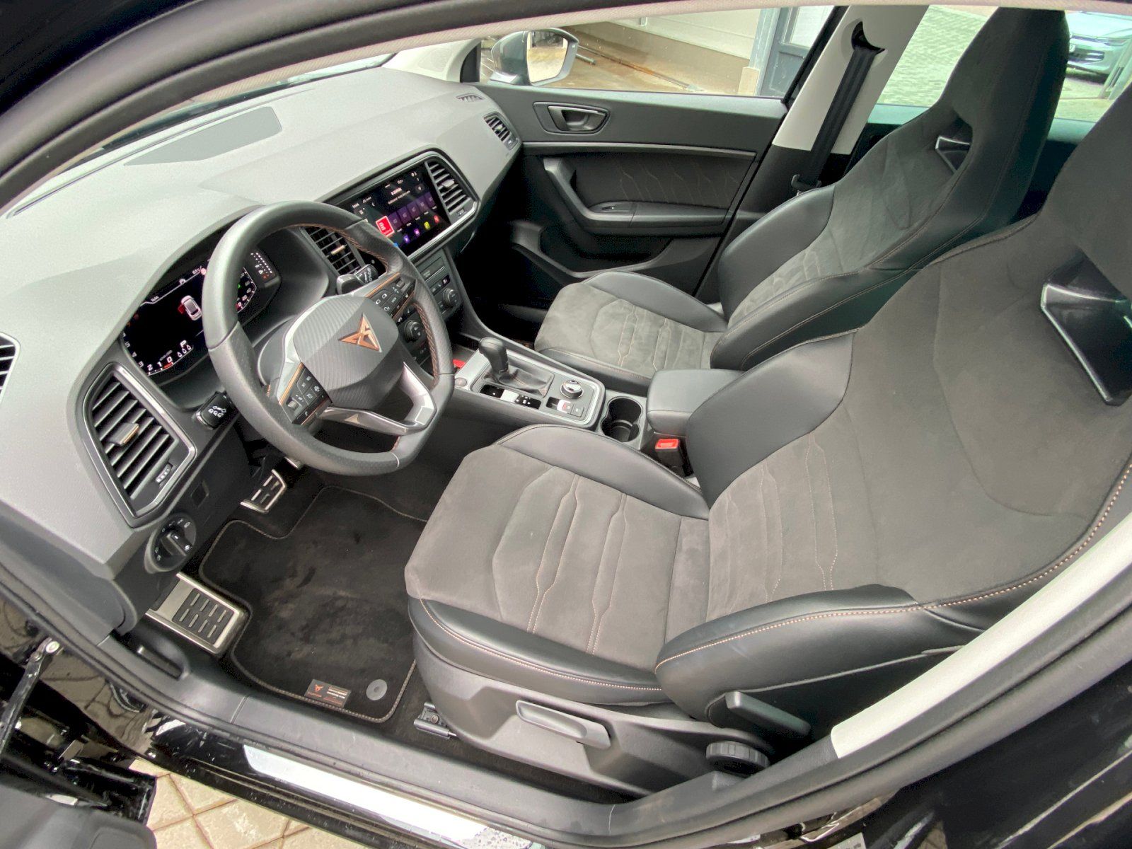 Cupra Ateca, 1.5 TSI 150k DSG - fotka 5