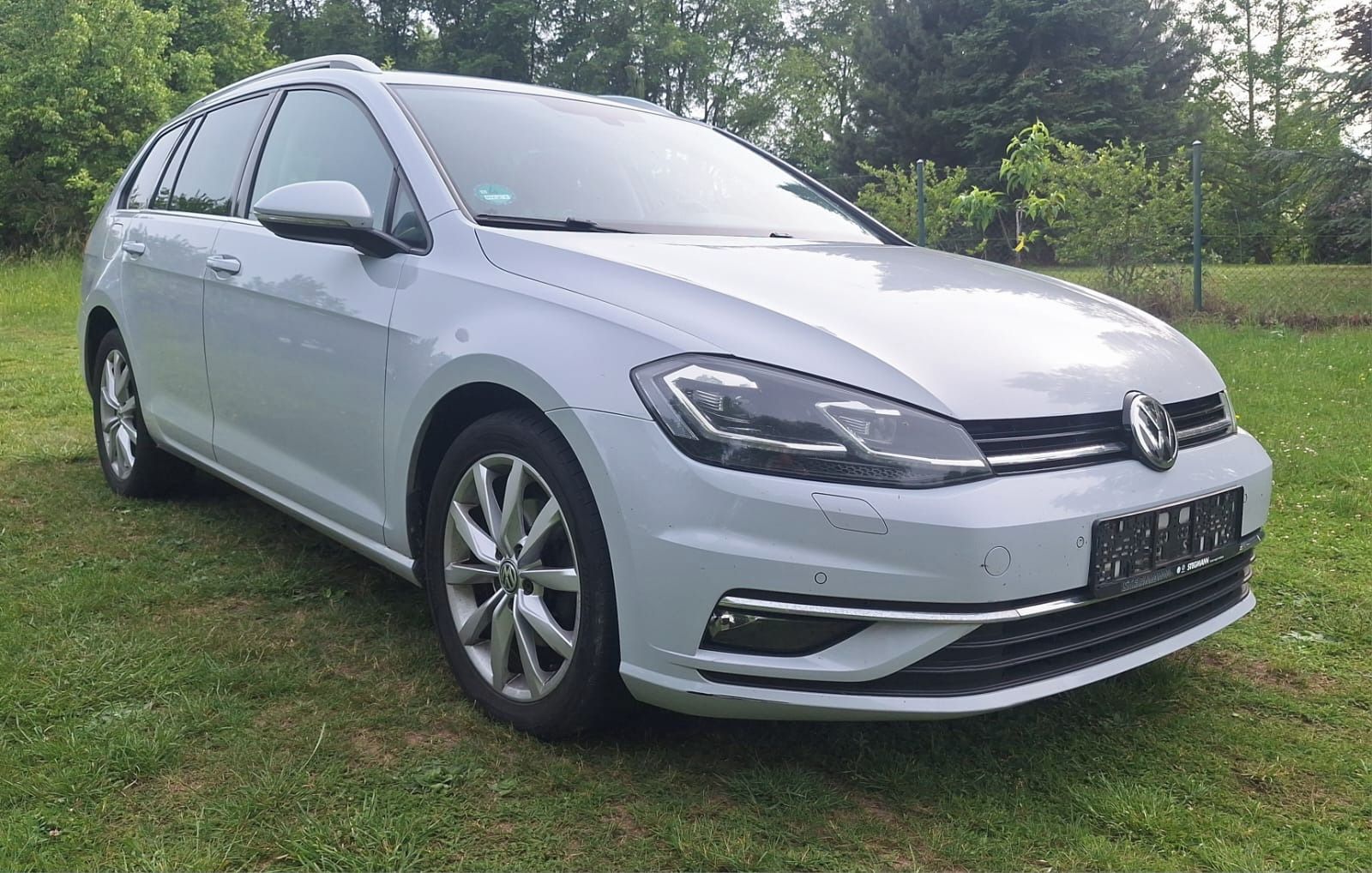 Volkswagen Golf Variant, VW GOLF VARIANT 1.5 TSI 110KW - fotka 3