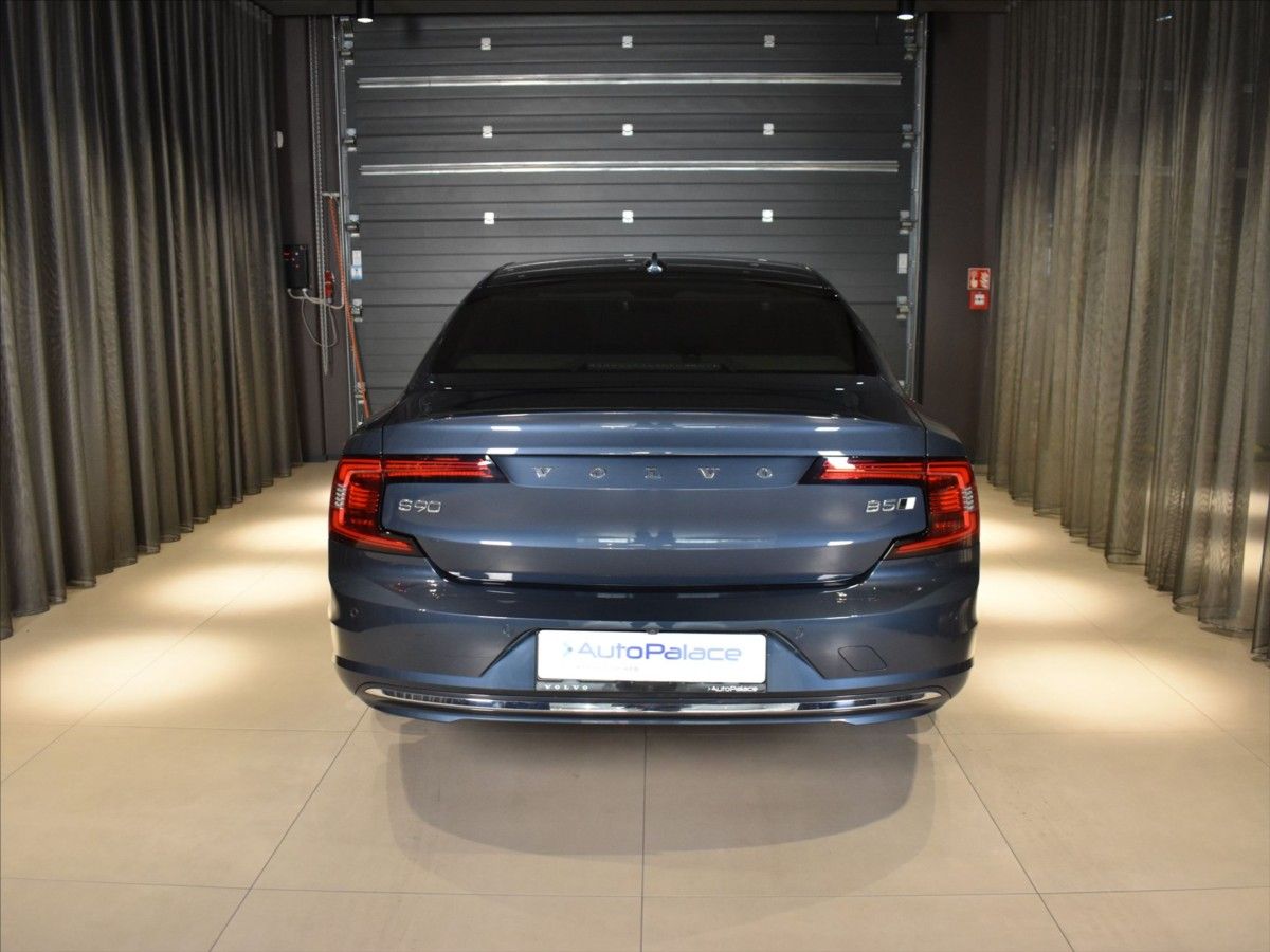 Volvo S90, 2,0 B5 Ultimate B&W,Pano,headu - fotka 5