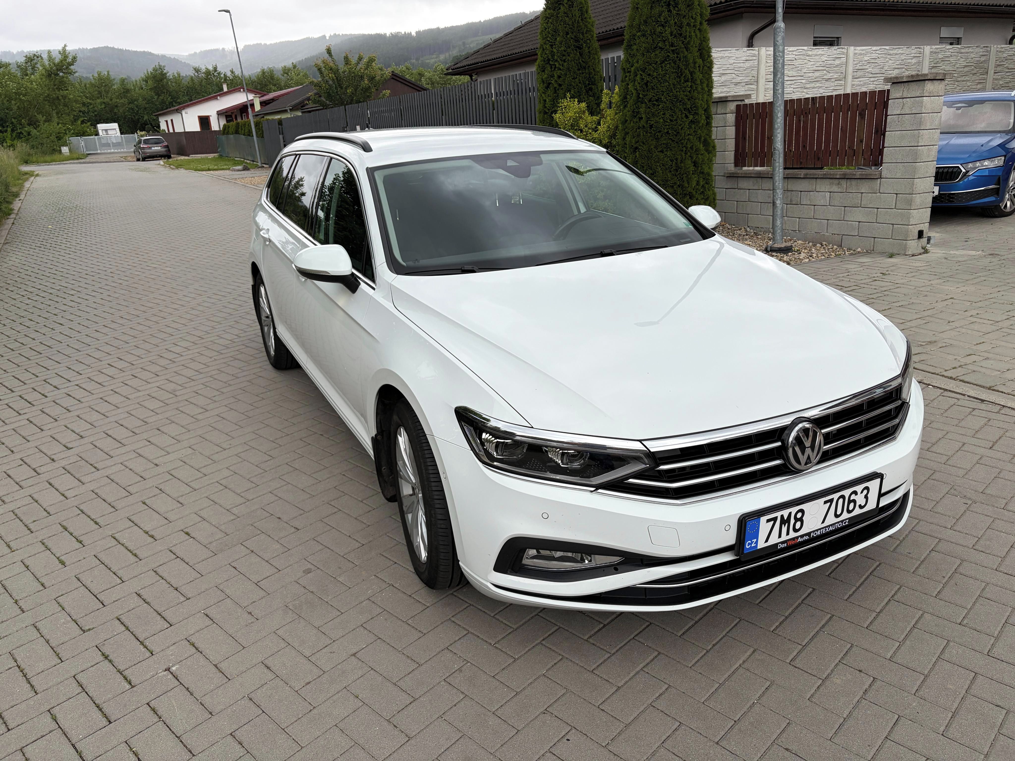 Volkswagen Passat, Volkswagen Passat 2.0 TDI140kW - fotka 5