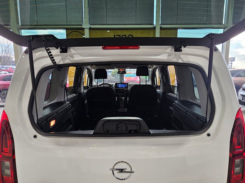 Opel Combo, Elegance Plus L1 1.5 CDTi MT6 - fotka 6