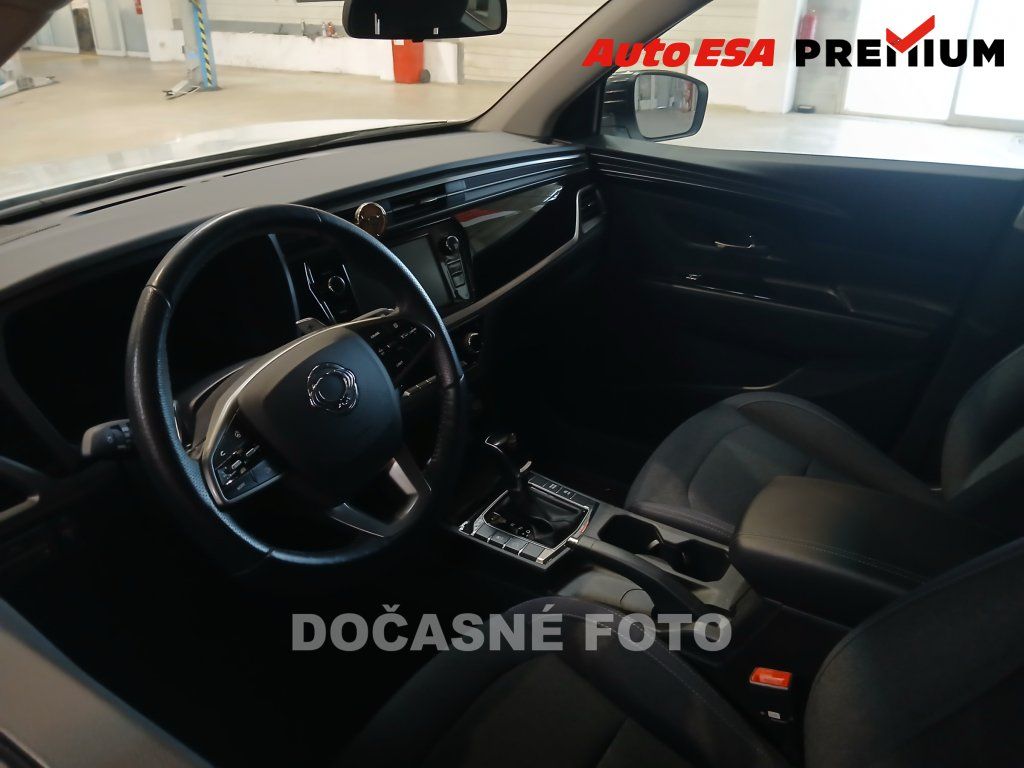 SsangYong Korando, 1.5 TGHD,2.maj,ČR - fotka 2