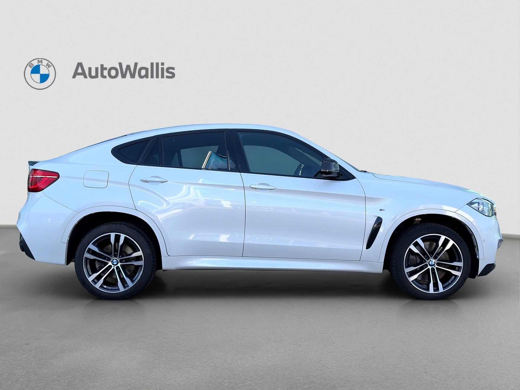 BMW X6, M50d, SAV/SUV - fotka 3