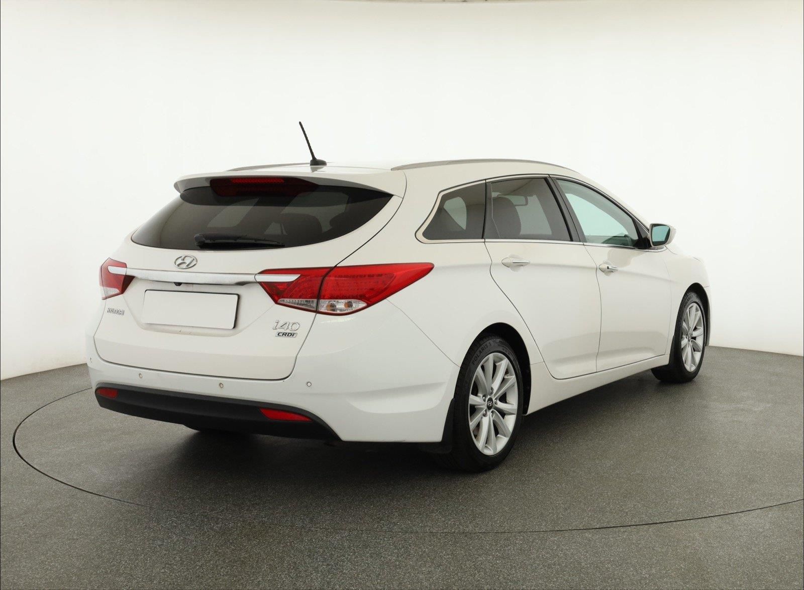 Hyundai i40, 1.7 CRDi, ČR,1.maj, Serv.kniha - fotka 5