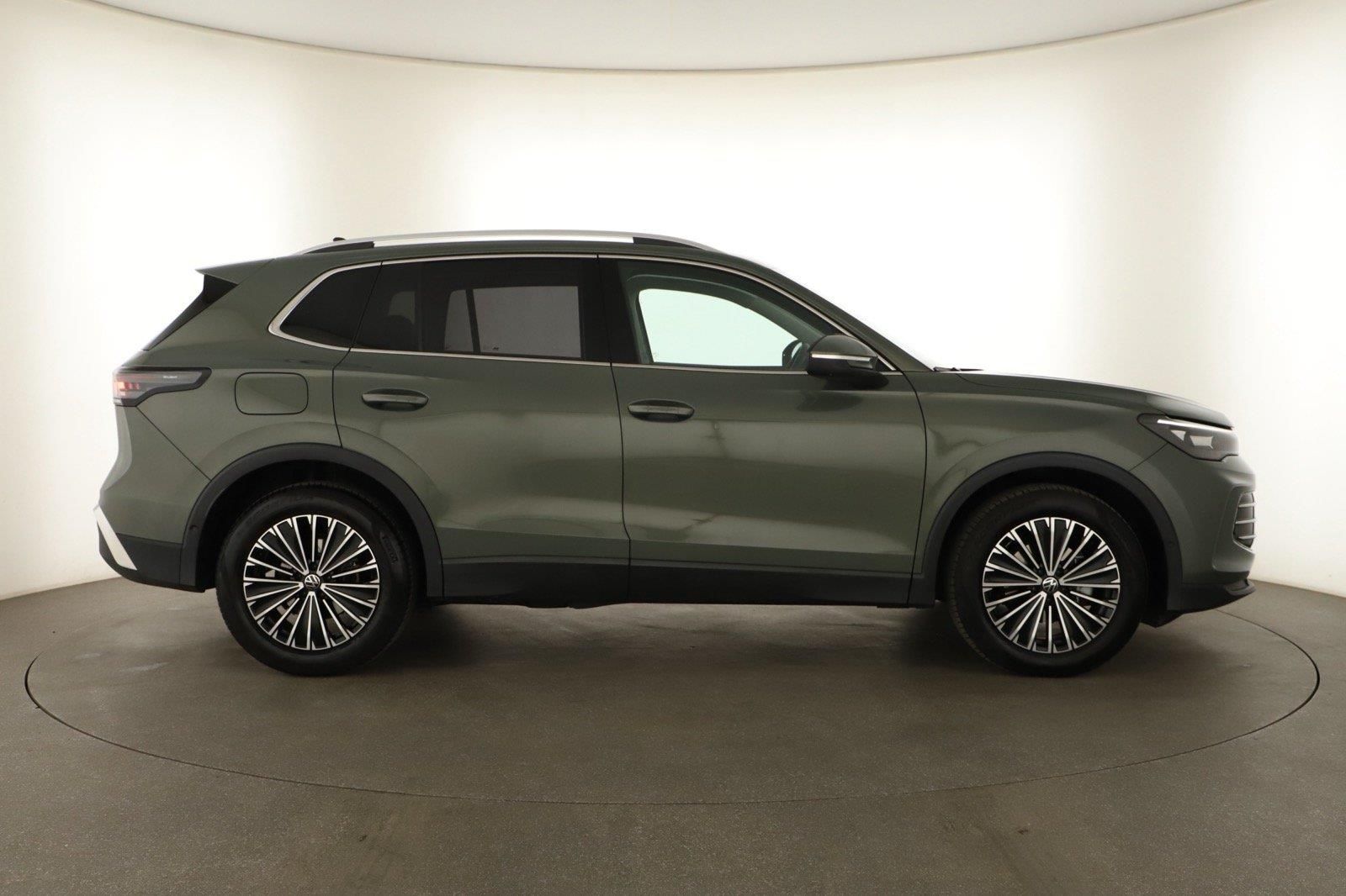 Volkswagen Tiguan, 1.5 TSI - fotka 6