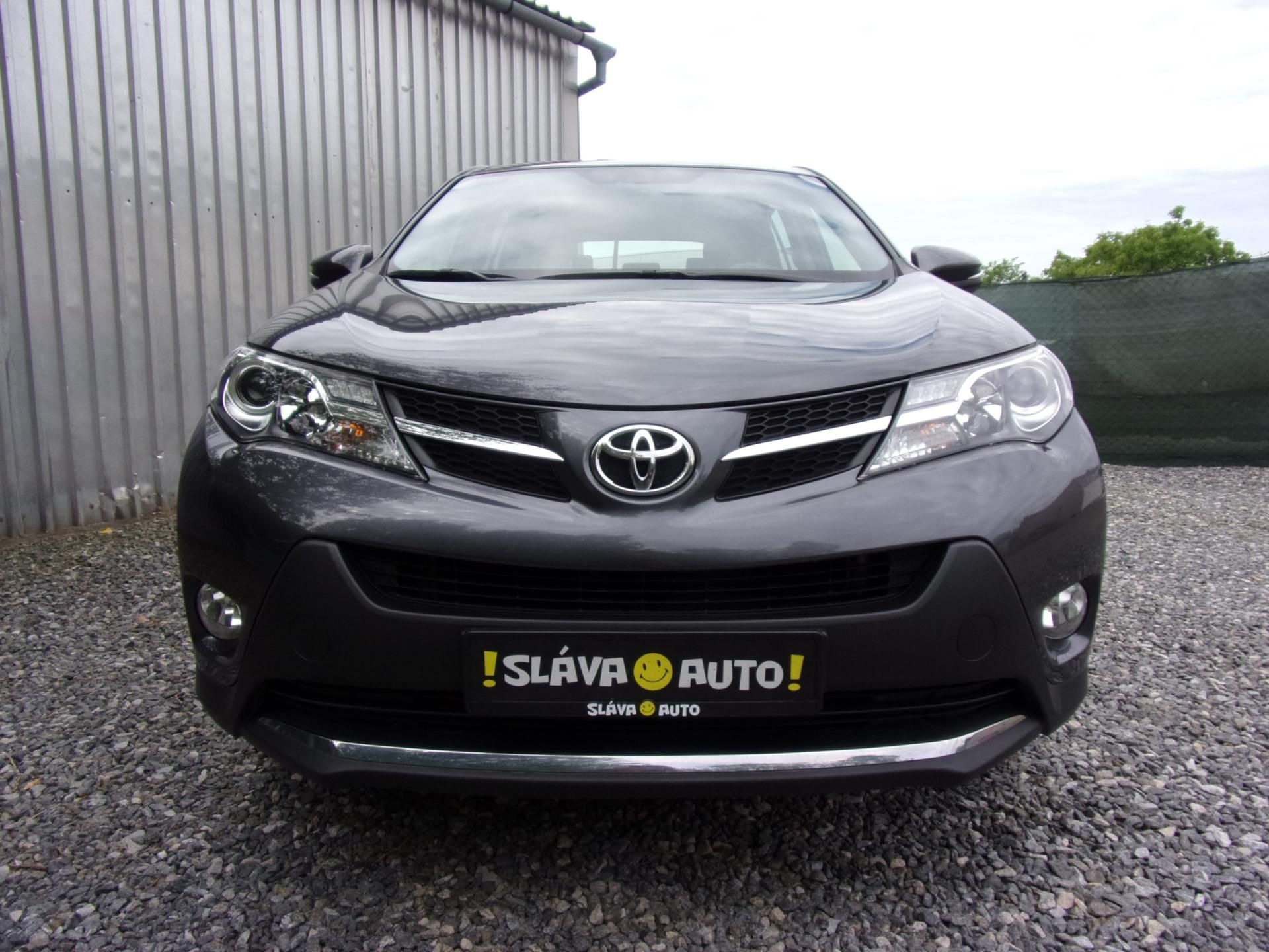 Toyota Rav4, 2.0D-4D91kW ACTIVE SERVISOVANÉ - fotka 2