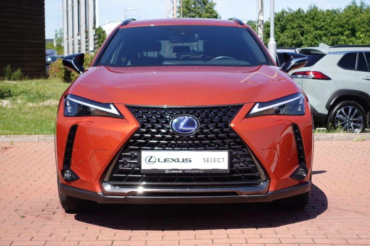 Lexus UX 250h, 250h 2,0iHSD CVT Special Editi - fotka 3