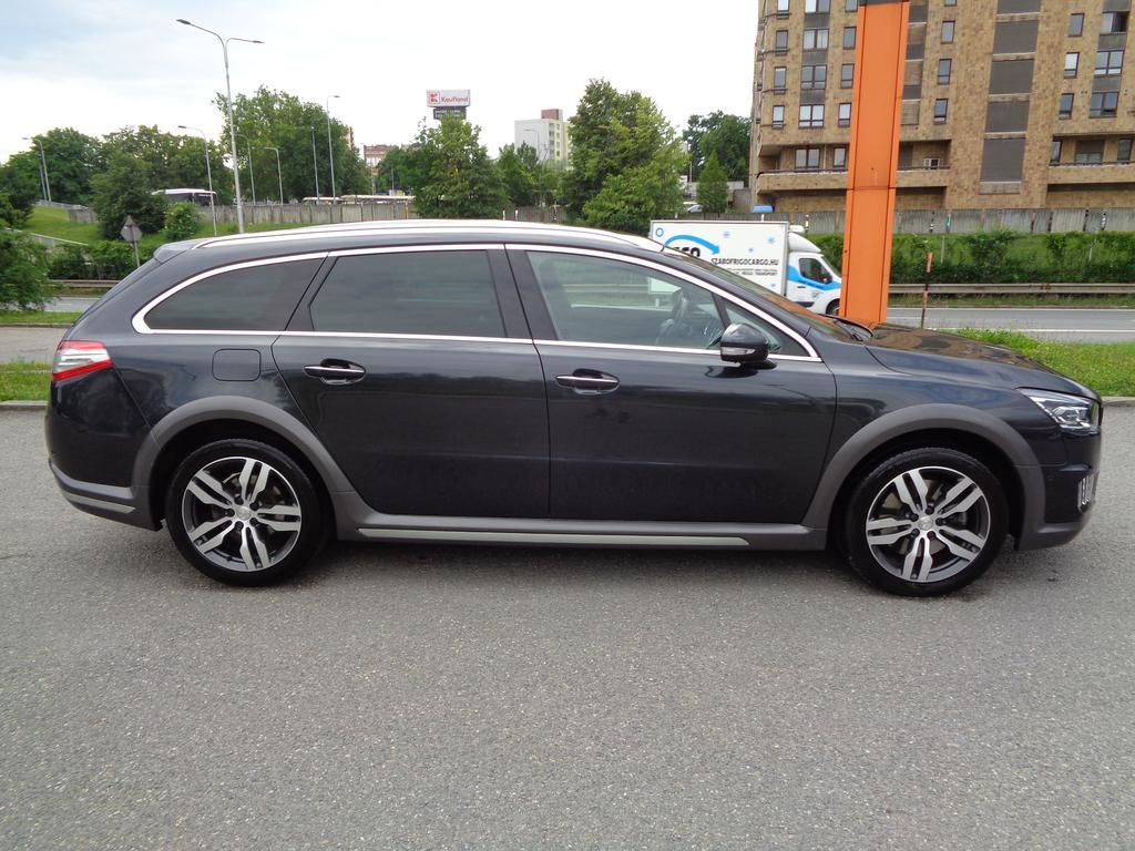 Peugeot 508, 2.0 HDi RXH  KOUPENO ČR,1 MAJ. - fotka 5