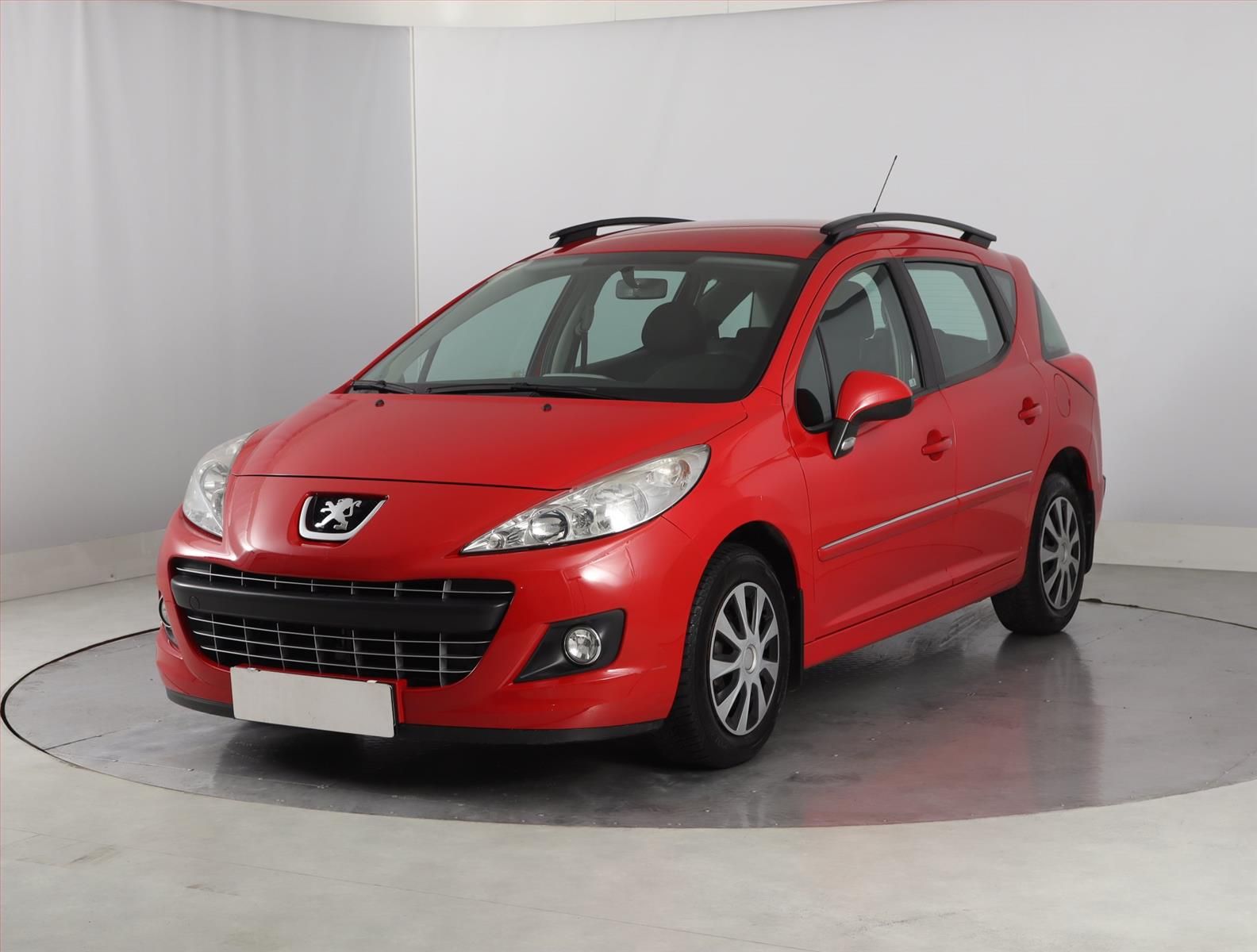 Peugeot 207, 1.4, Tažné, jezdí výborně - fotka 2