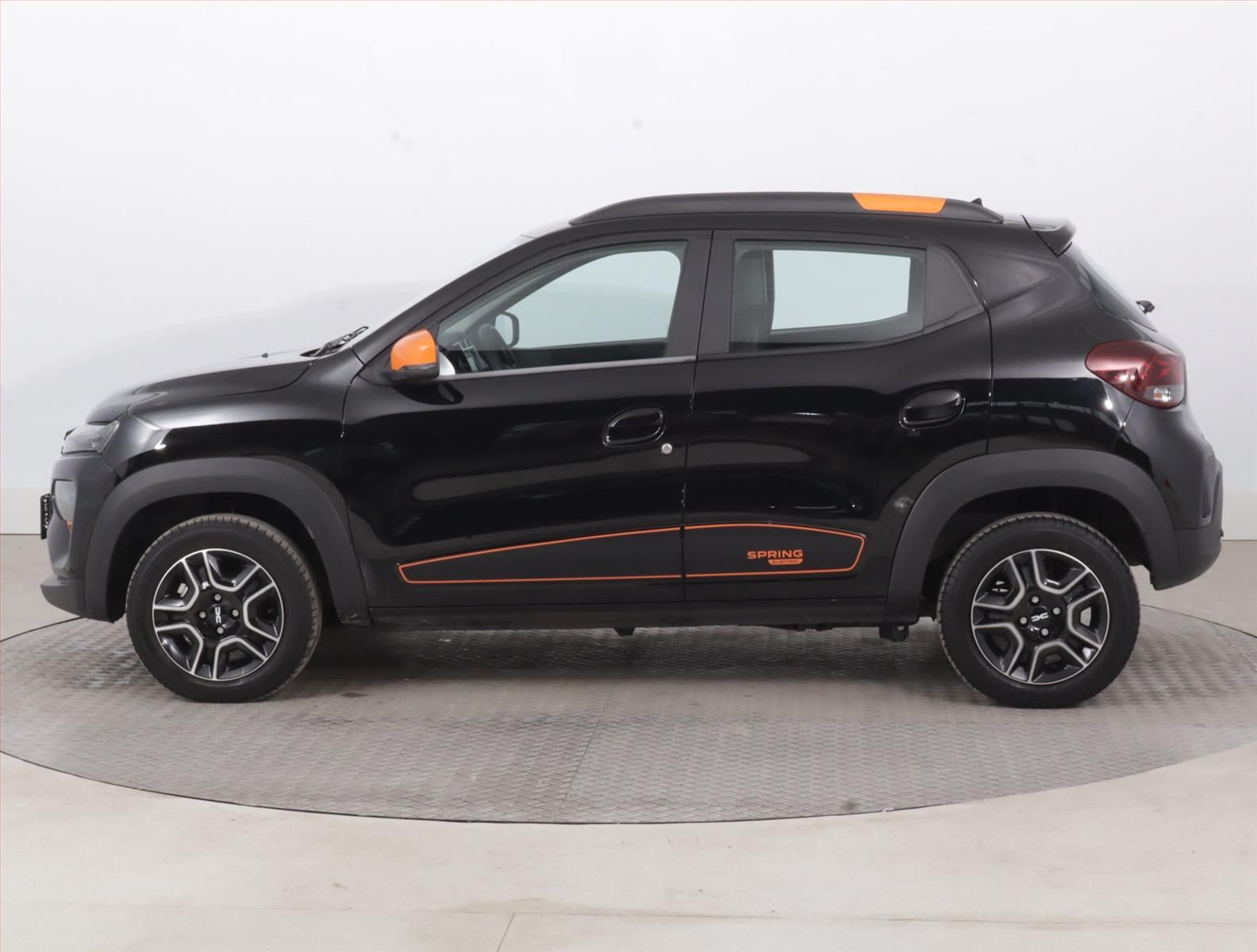 Dacia Spring, Electric 45 (27 kWh), Automat - fotka 3