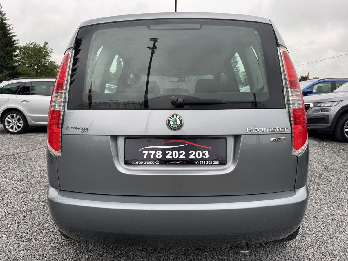 Škoda Roomster, 1,2   i 51 KW BEZ KOROZE - fotka 6