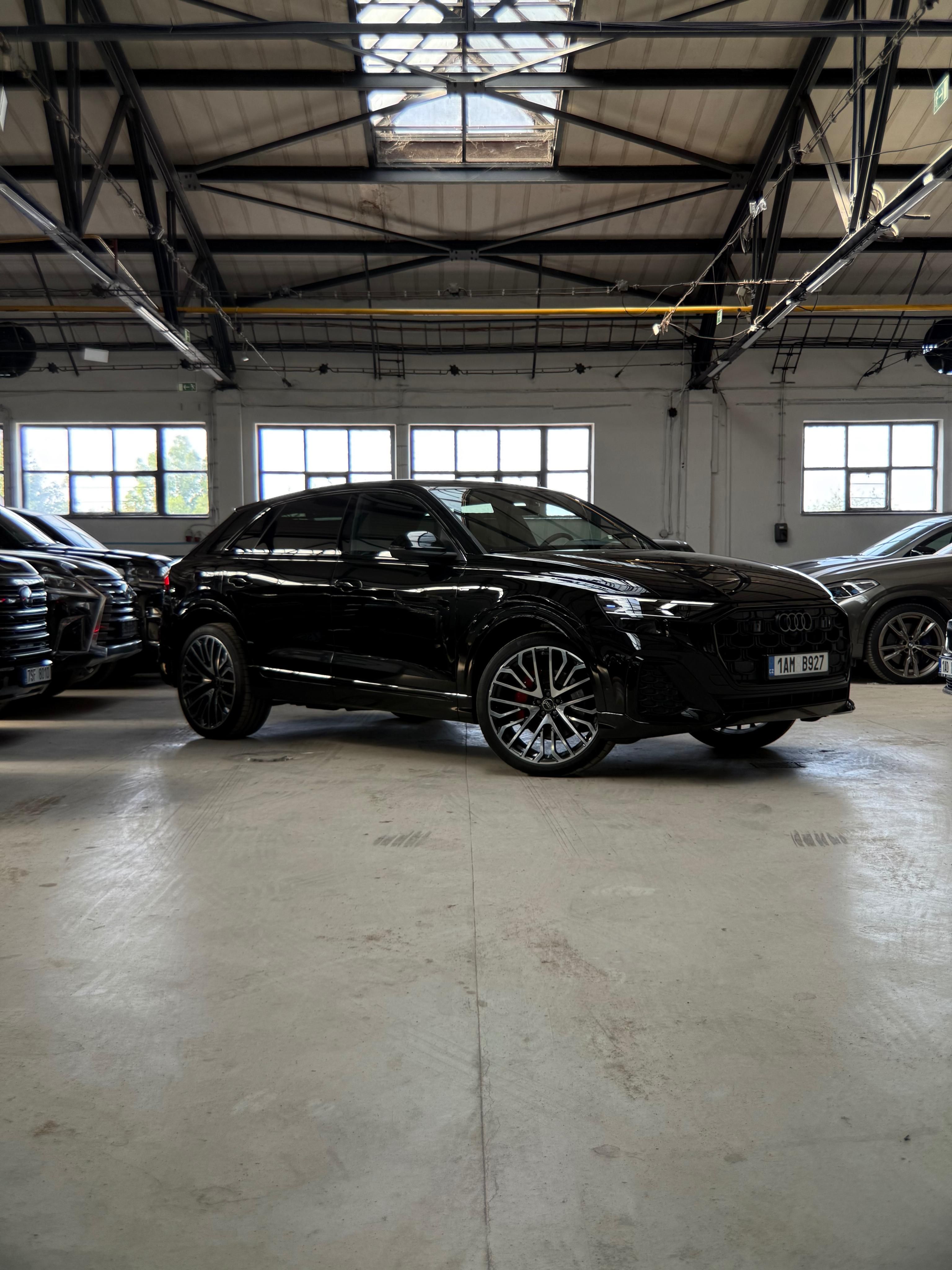 Audi Q8, Audi Q8 50TDI 210 kW - fotka 2