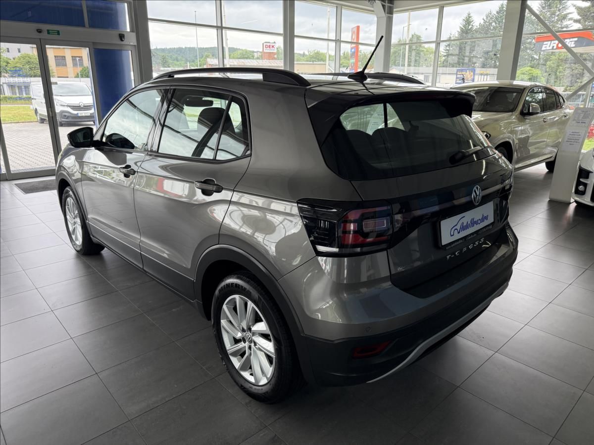 Volkswagen T-Cross, 1,0   TSI LIFE,1.MAJITEL,TAŽNÉ - fotka 4