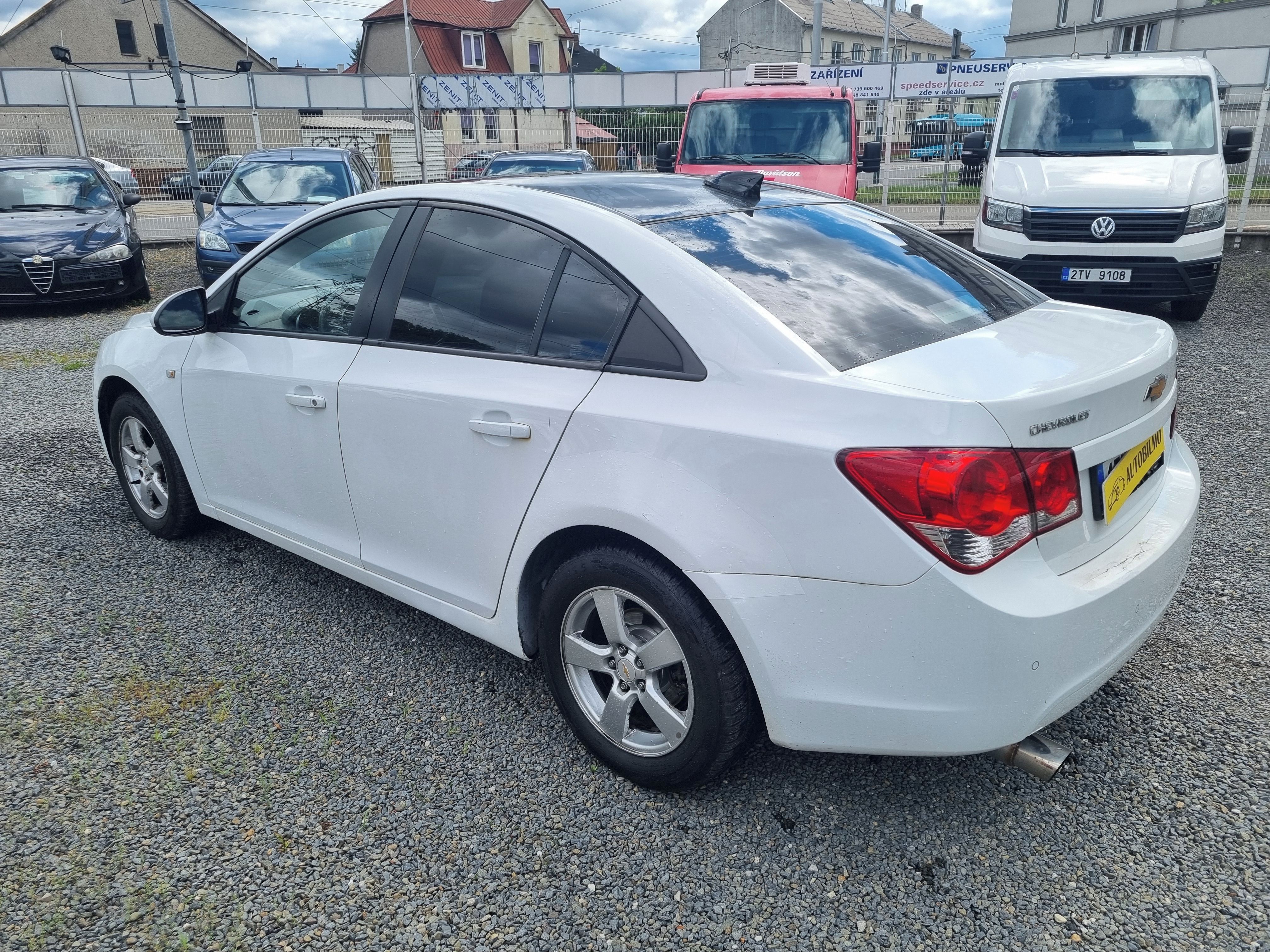 Chevrolet Cruze, 1.6i 83kw - fotka 5