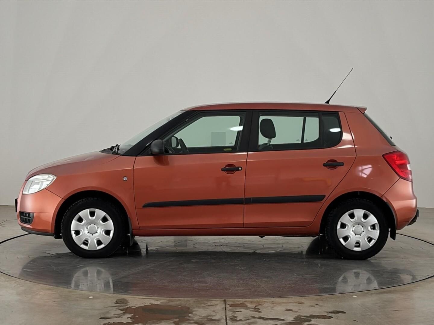 Škoda Fabia, 1.2 HTP / 44 kW Classic - fotka 3