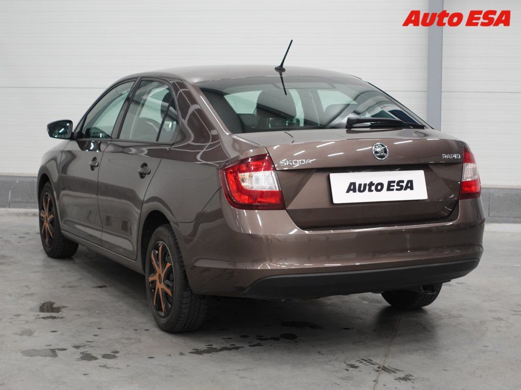 Škoda Rapid, 1.0 TSI,ČR,autoAC - fotka 6