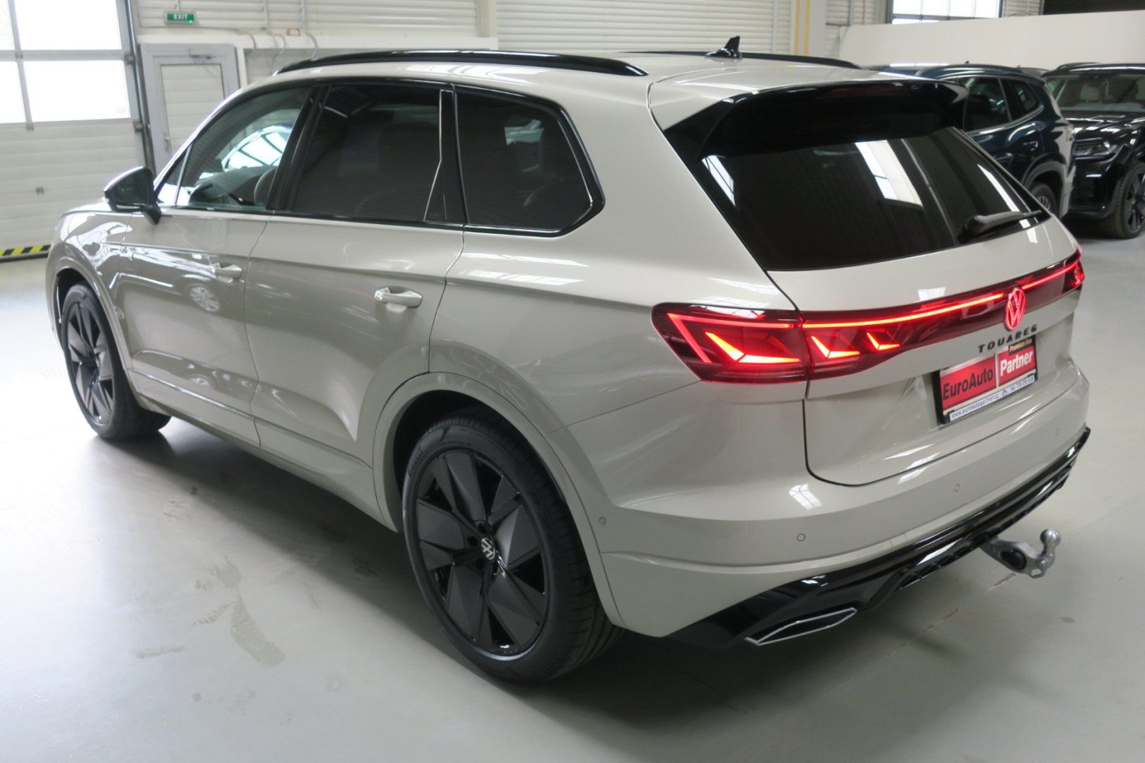 Volkswagen Touareg, NEW Final Edition R Line 210kW - fotka 2