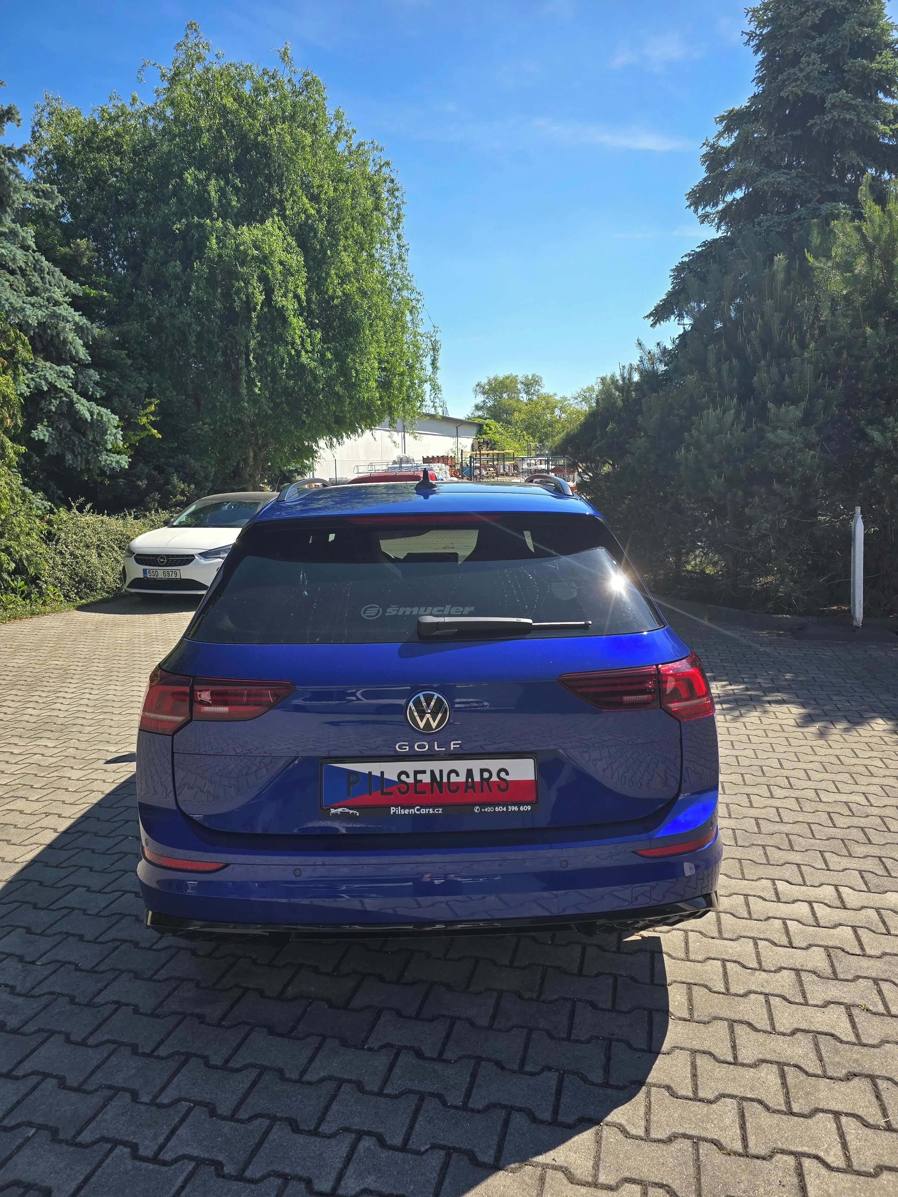 Volkswagen Golf Variant, 2.0 TDI DSG R-Line PANO, TAŽNÝ - fotka 4