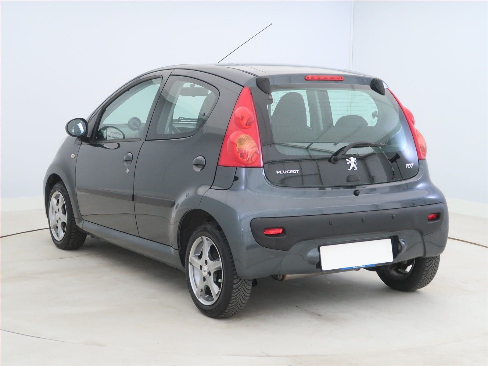 Peugeot 107, 1.0, Klima, El. okna - fotka 4