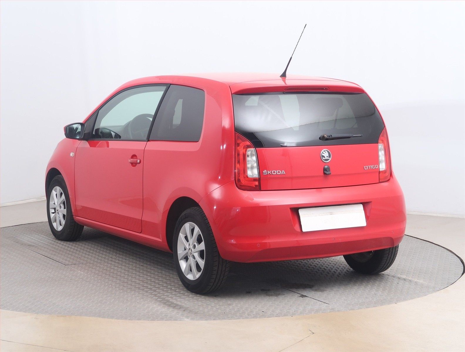 Škoda Citigo, 1.0 MPI, Klima, El. okna - fotka 4