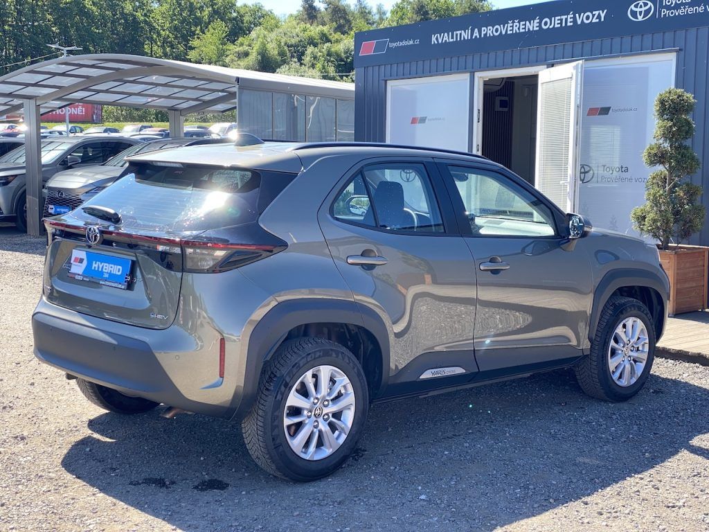 Toyota Yaris Cross, 1.5HEV, ČR-1m, Comfort, DPH - fotka 6