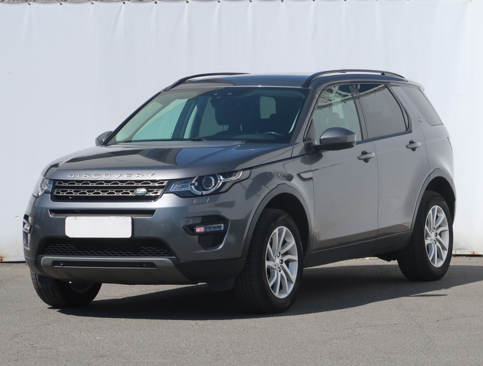 Land Rover Discovery Sport, eD4, 4X4, Automat, 7 míst - fotka 3