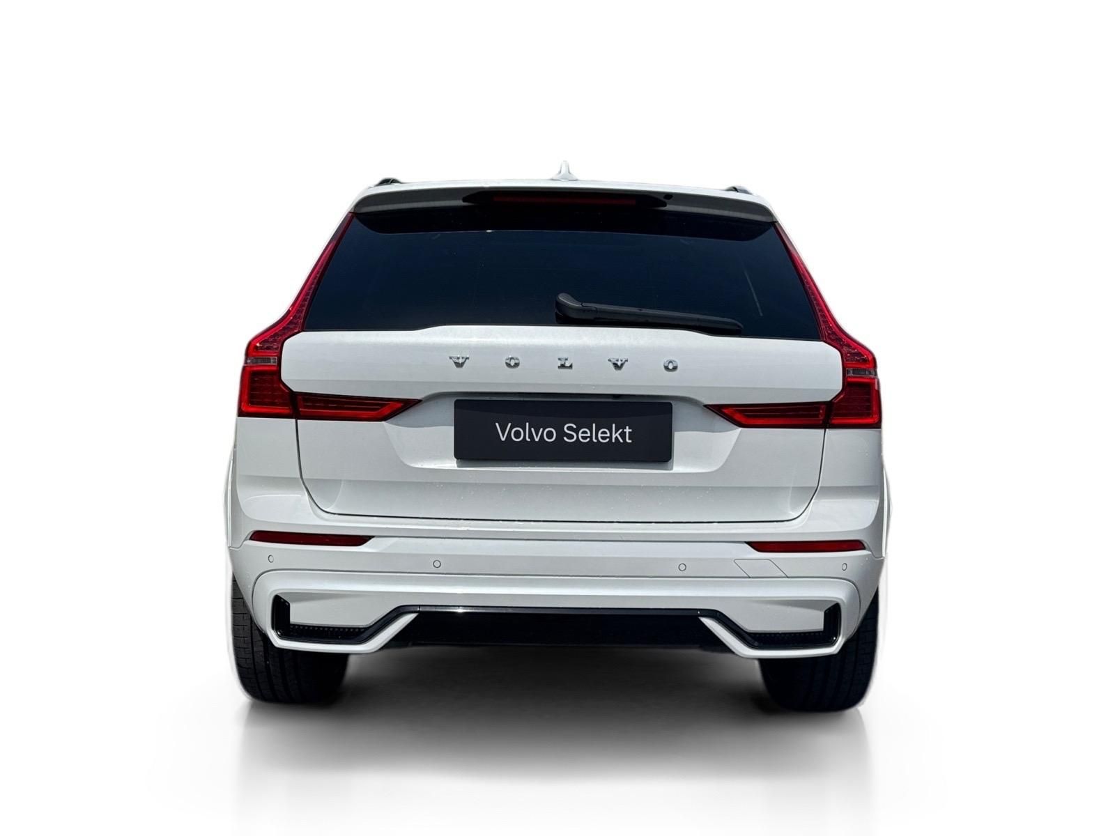 Volvo XC60, T8 AWD ULTIMATE RECHARGE 1.MAJ - fotka 4