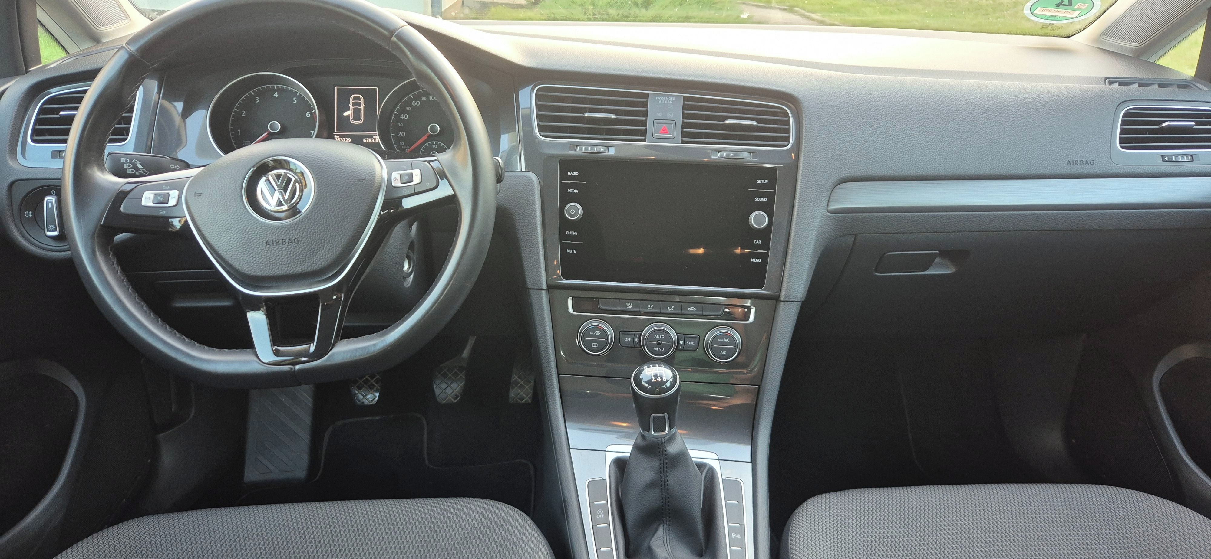 Volkswagen Golf - fotka 5
