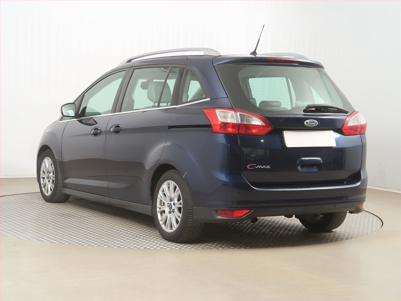 Ford Grand C-MAX, 1.6 TDCi, 7 míst - fotka 4