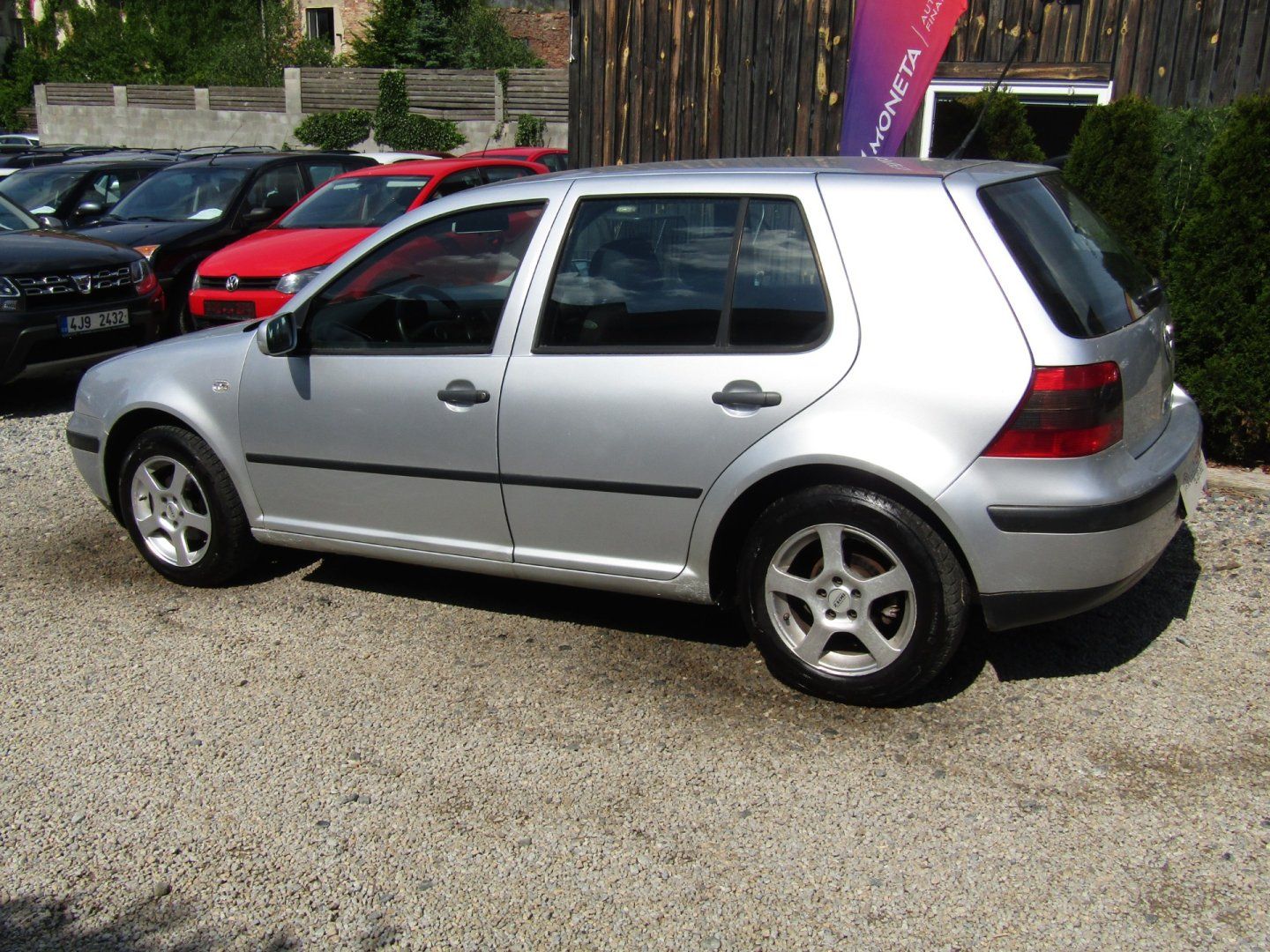 Volkswagen Golf, 1.4 16V KLIMA FUNKČNÍ - fotka 4