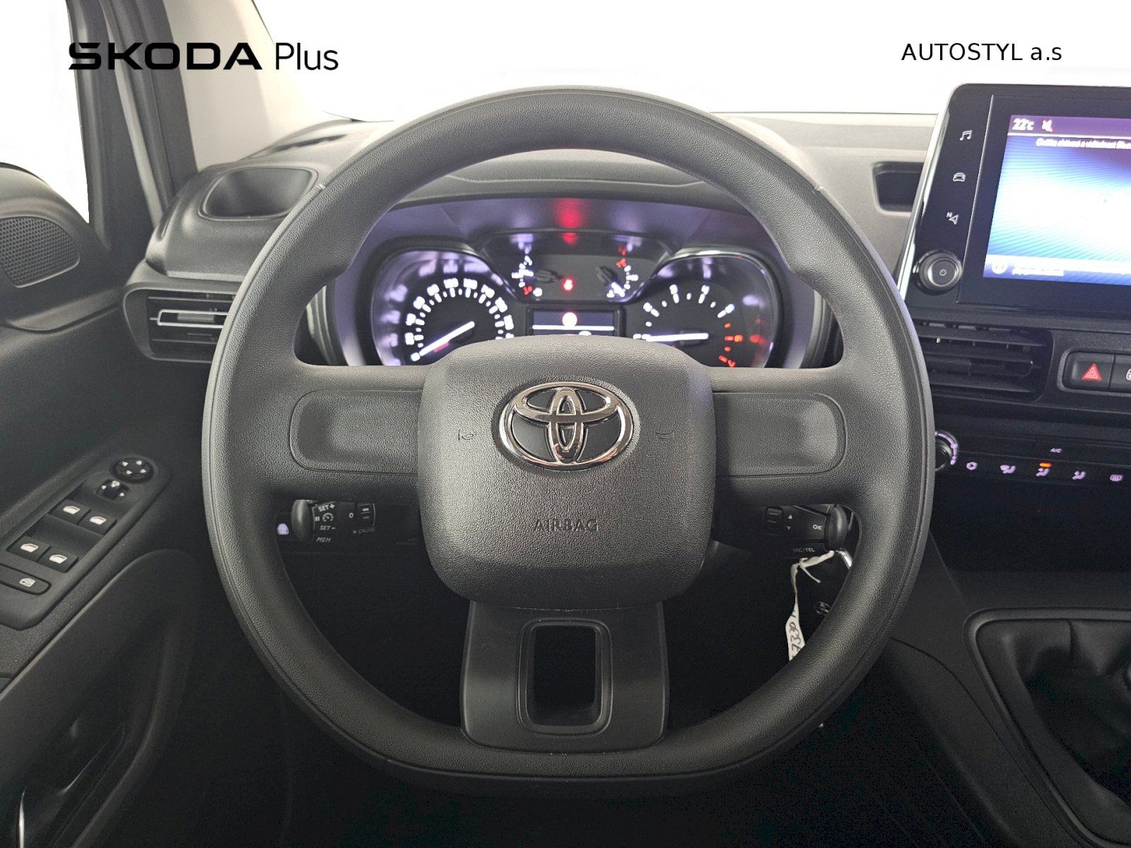 Toyota Proace City Verso, 1.2T 110k SHUTTLE SENSOR+ - fotka 5
