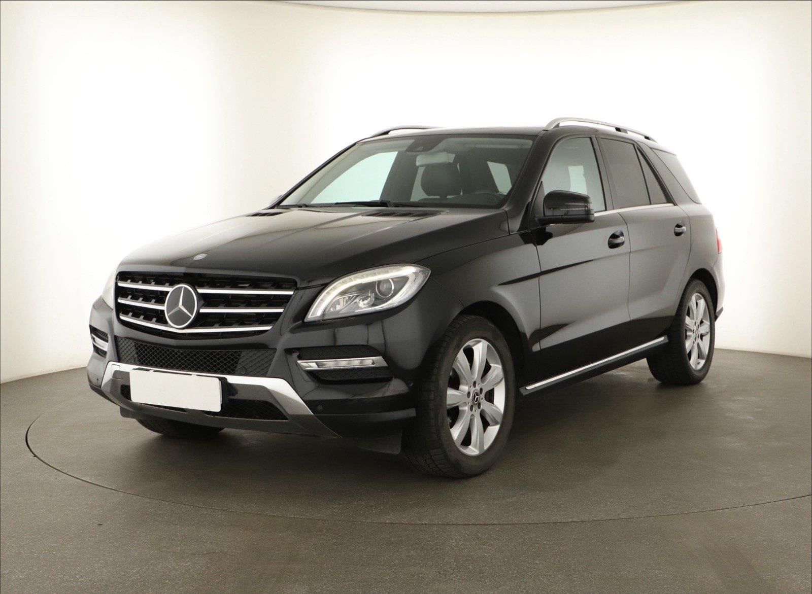 Mercedes-Benz Třídy M, ML 350 BlueTEC, 4X4, Automat - fotka 2